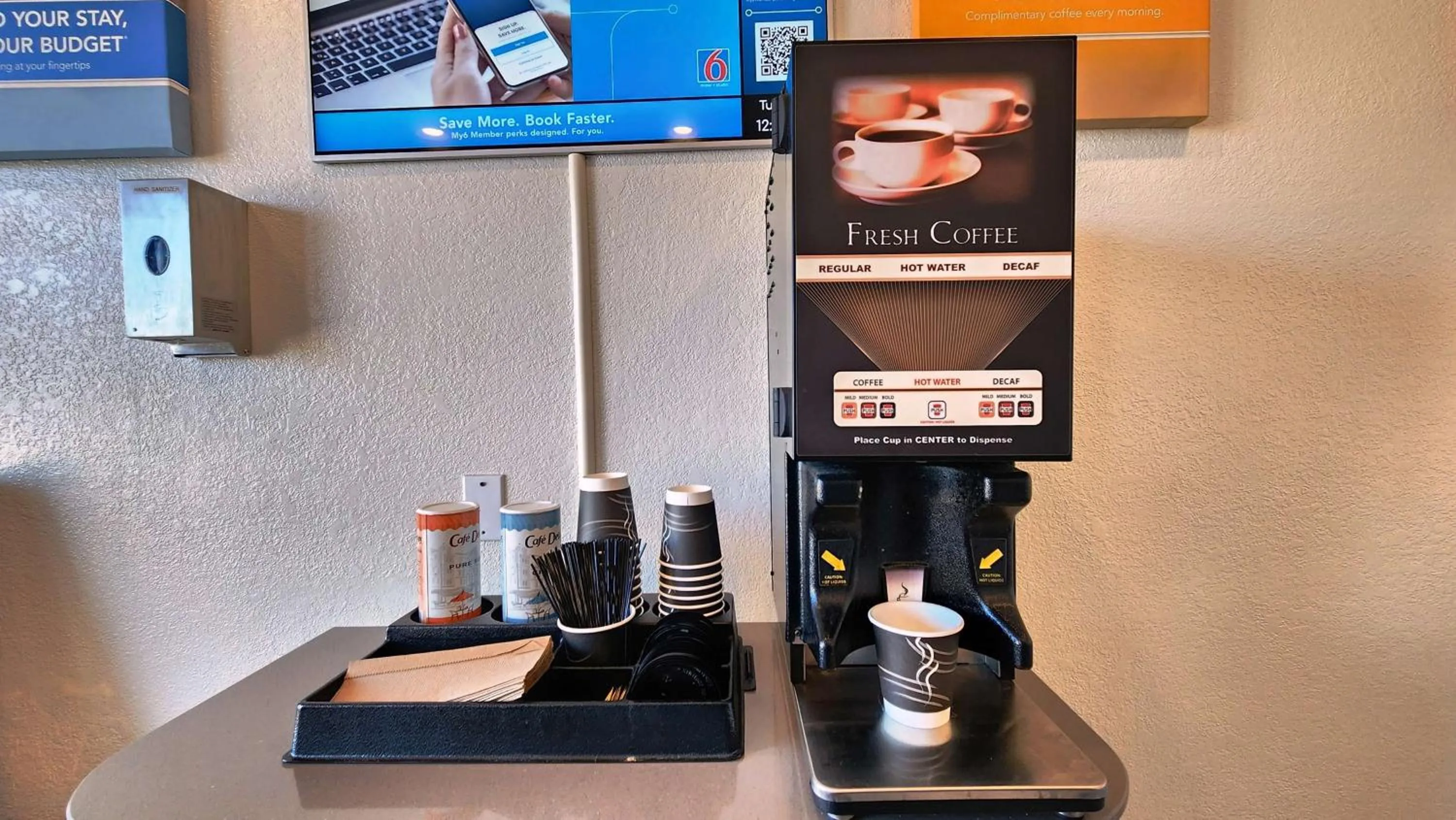Coffee/tea facilities in Motel 6-Webster, TX - Houston - Nasa Lake