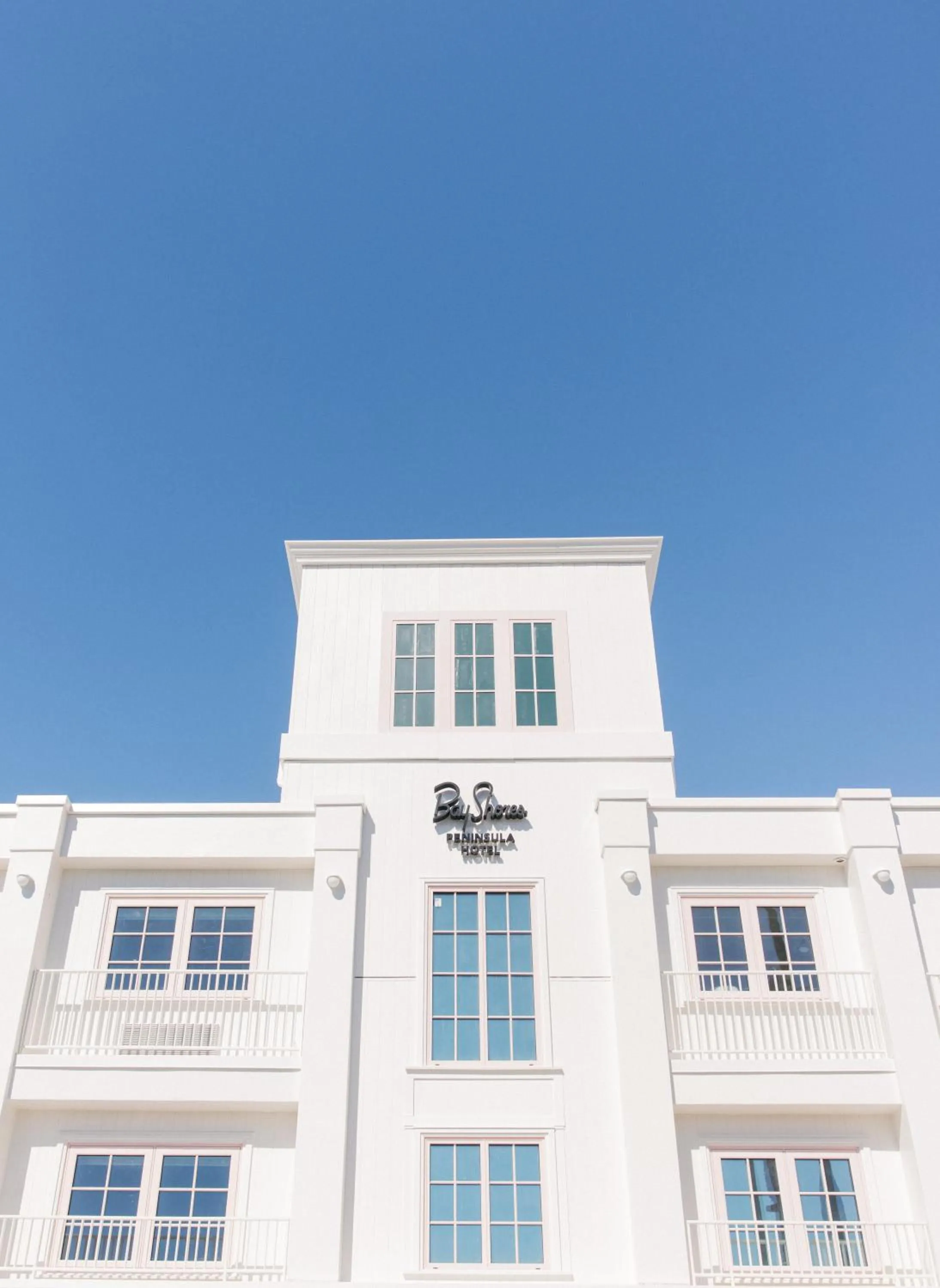 Property building in Bay Shores Peninsula Hotel