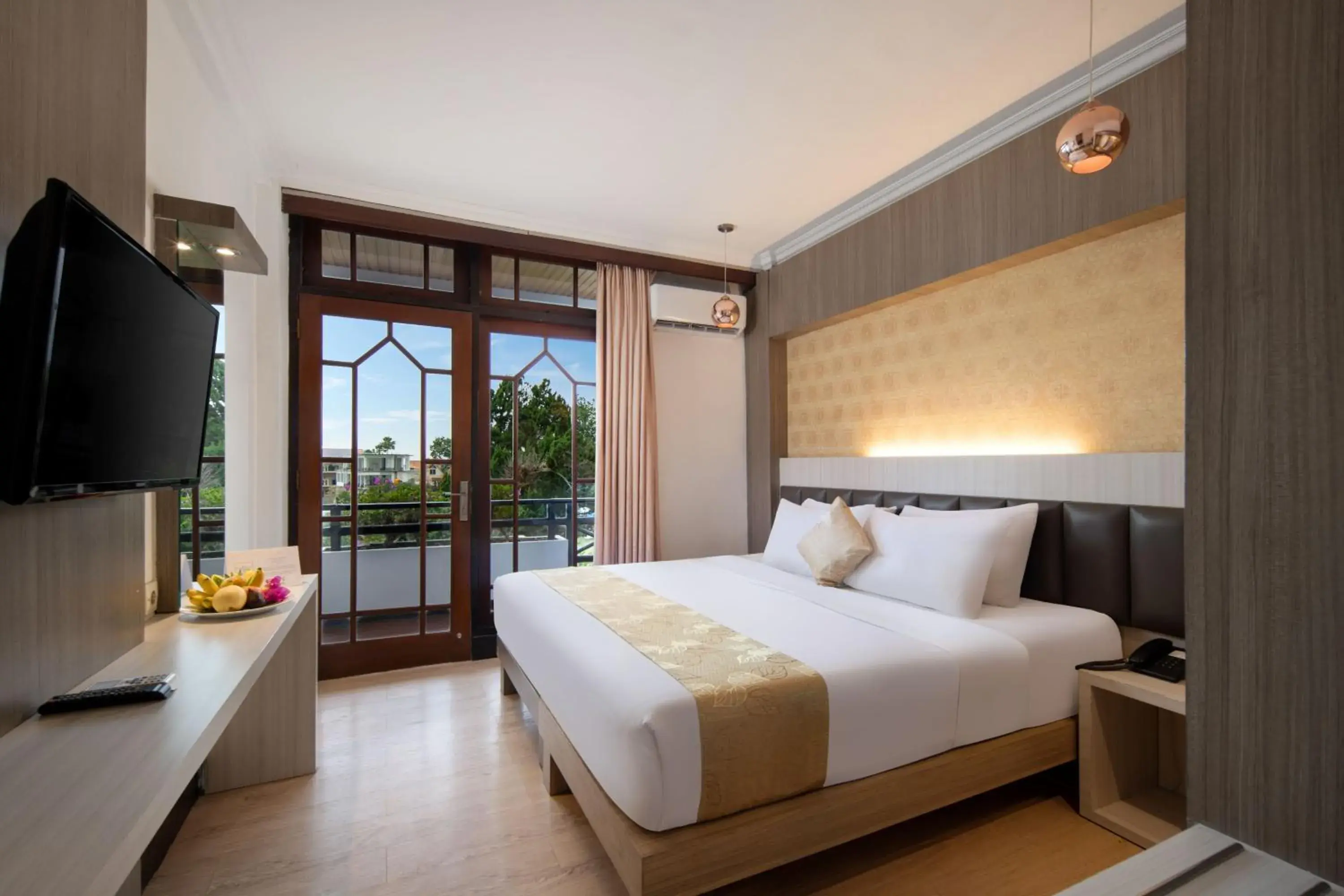 Bedroom in Royal Hotel and Convention Tretes Bedroom in Royal Hotel and Convention Tretes