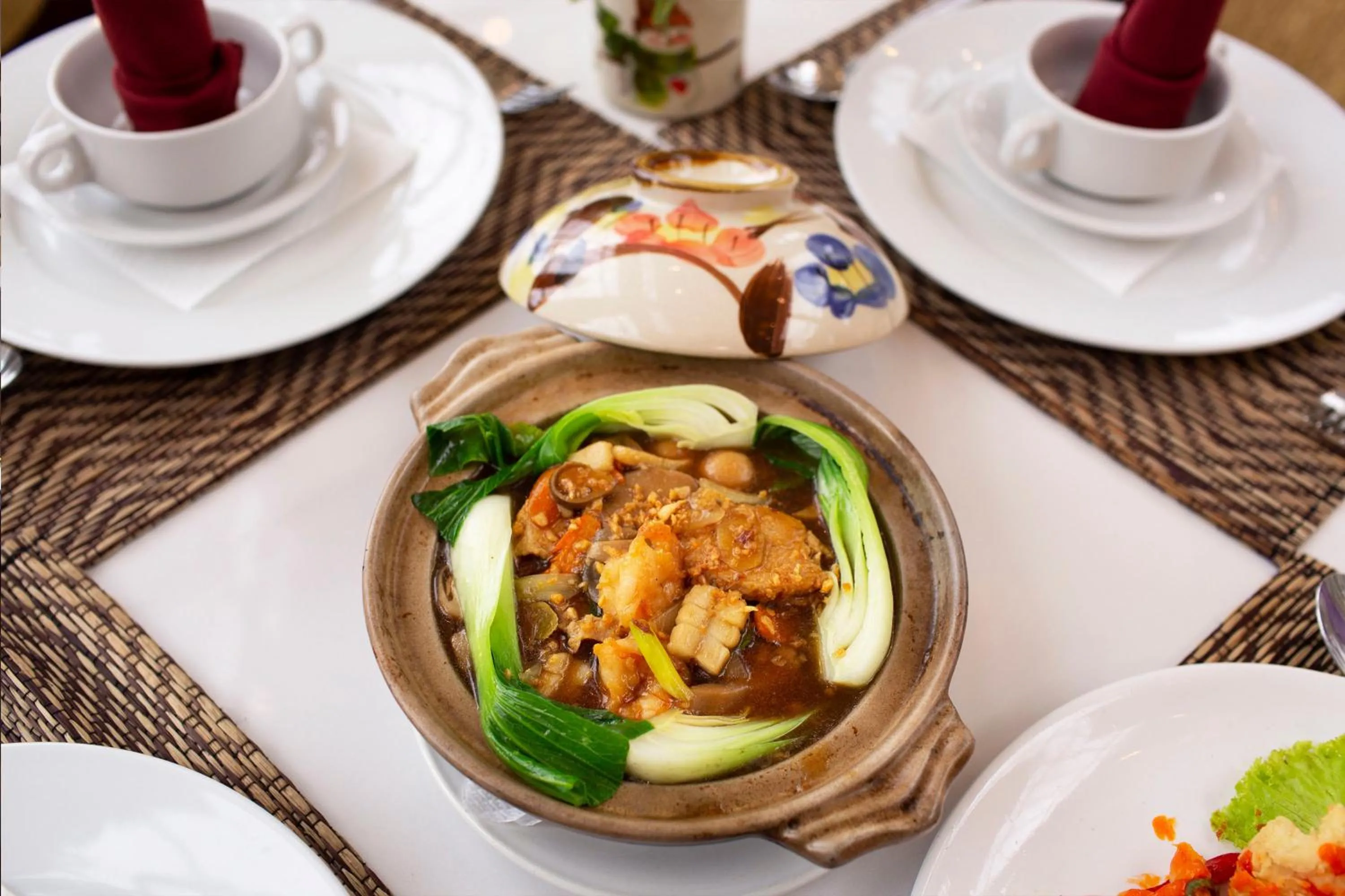 Food and drinks in Royal Hotel and Convention Tretes