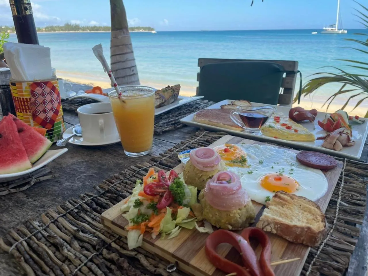 Food and drinks in Afreeka Beach Hotel