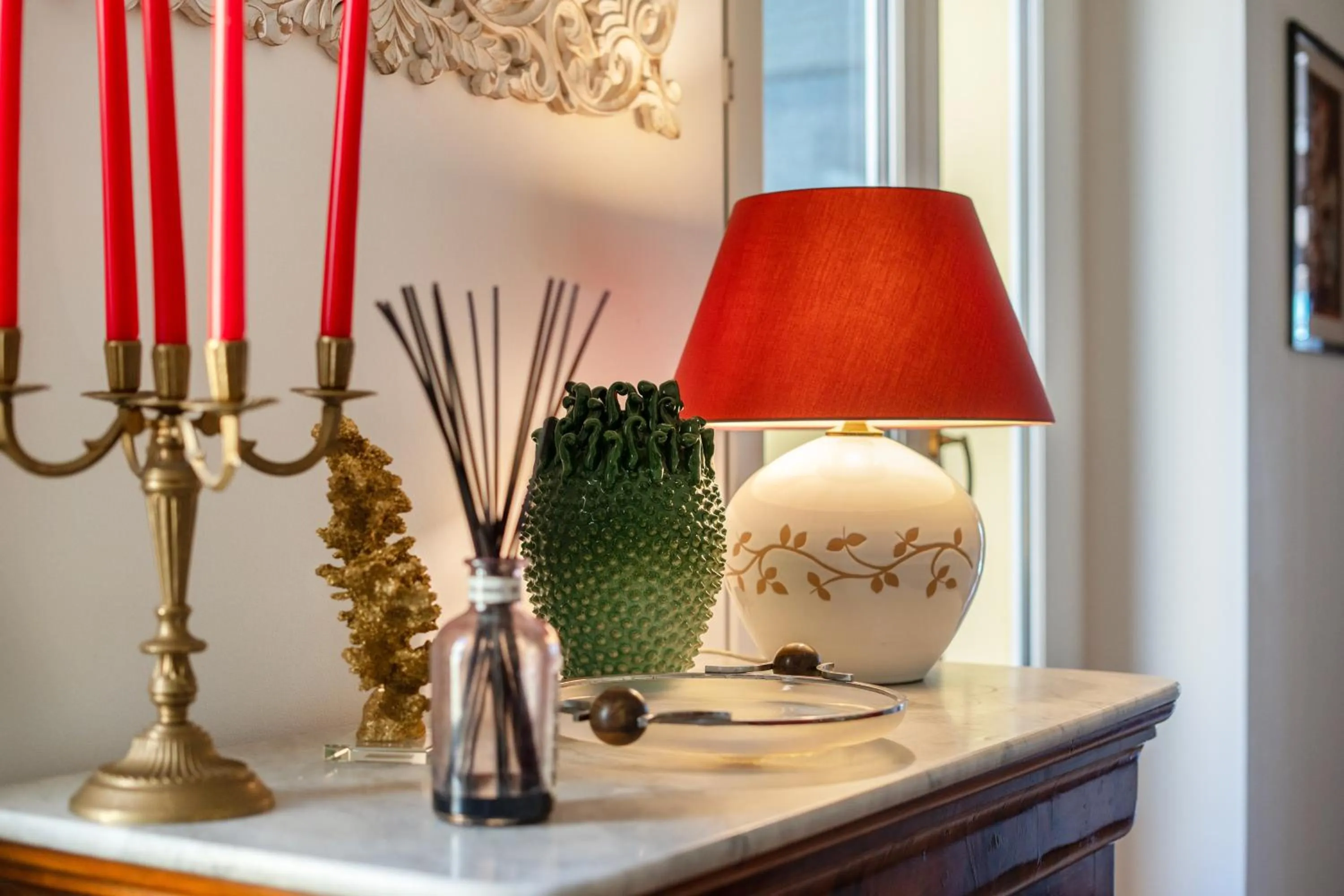 Decorative detail in Relais La Lanterne