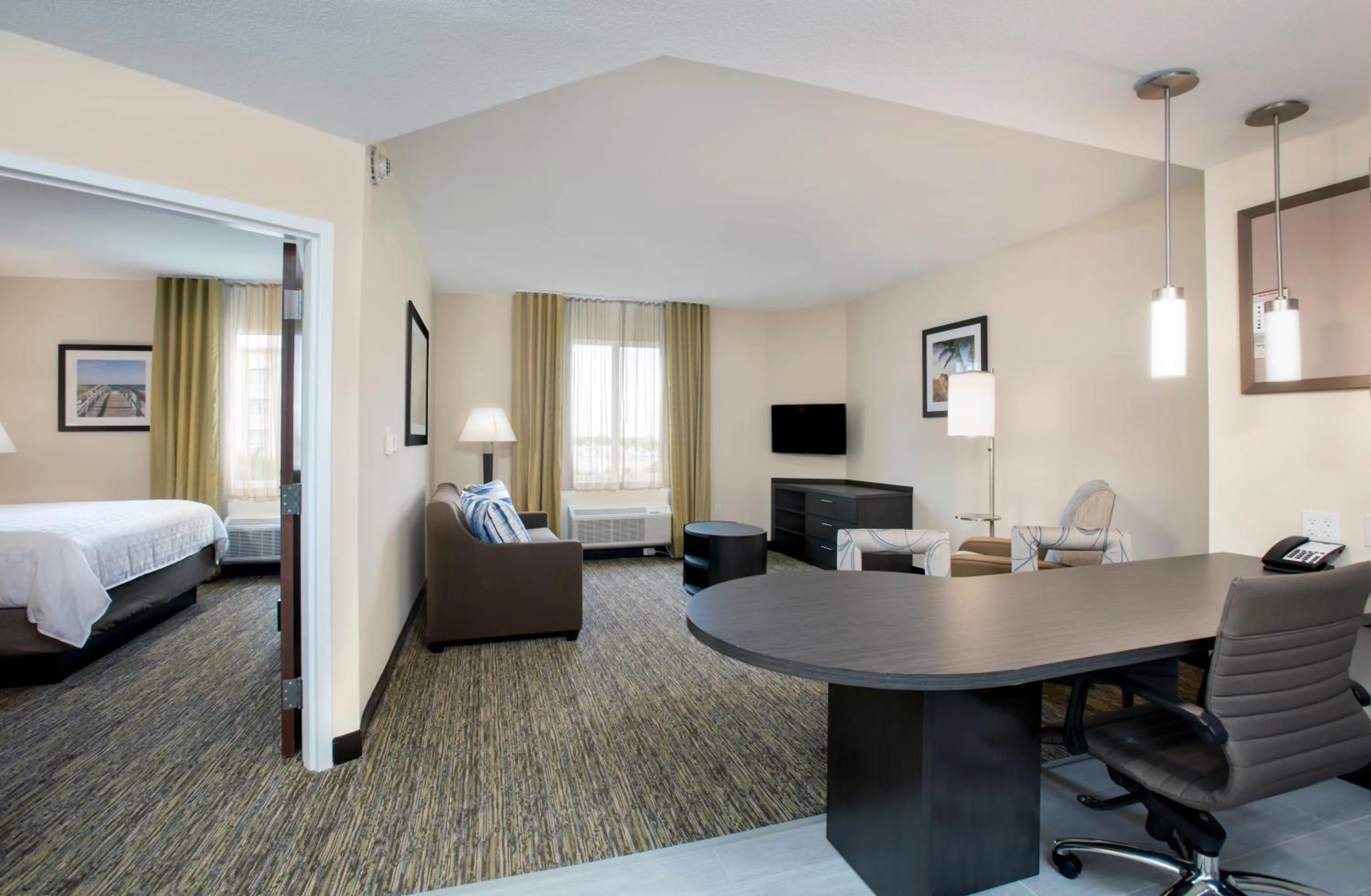 Photo of the whole room, Bed in Candlewood Suites - Miami Exec Airport - Kendall by IHG