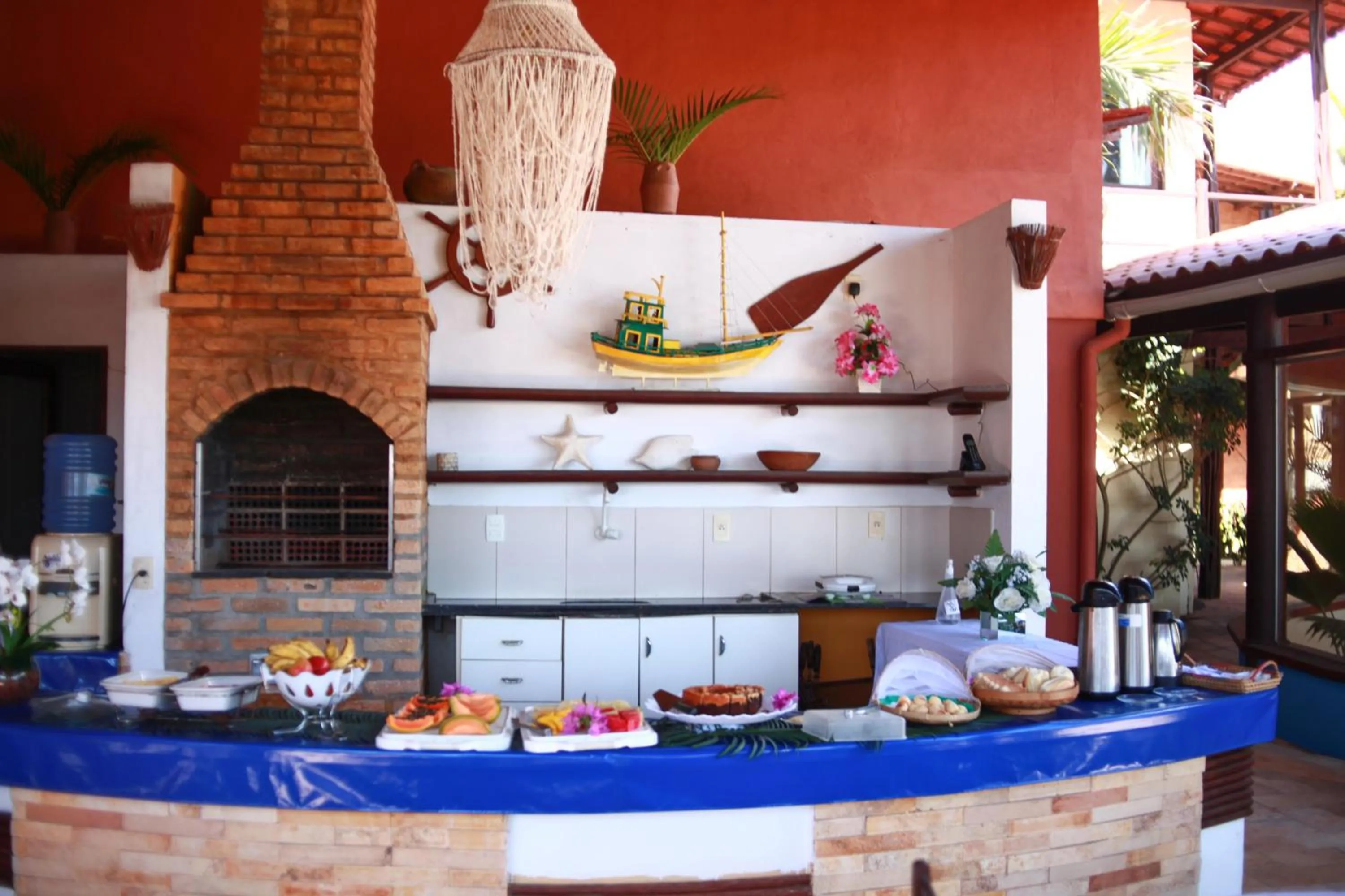 Buffet breakfast in Pousada Corais do Sul
