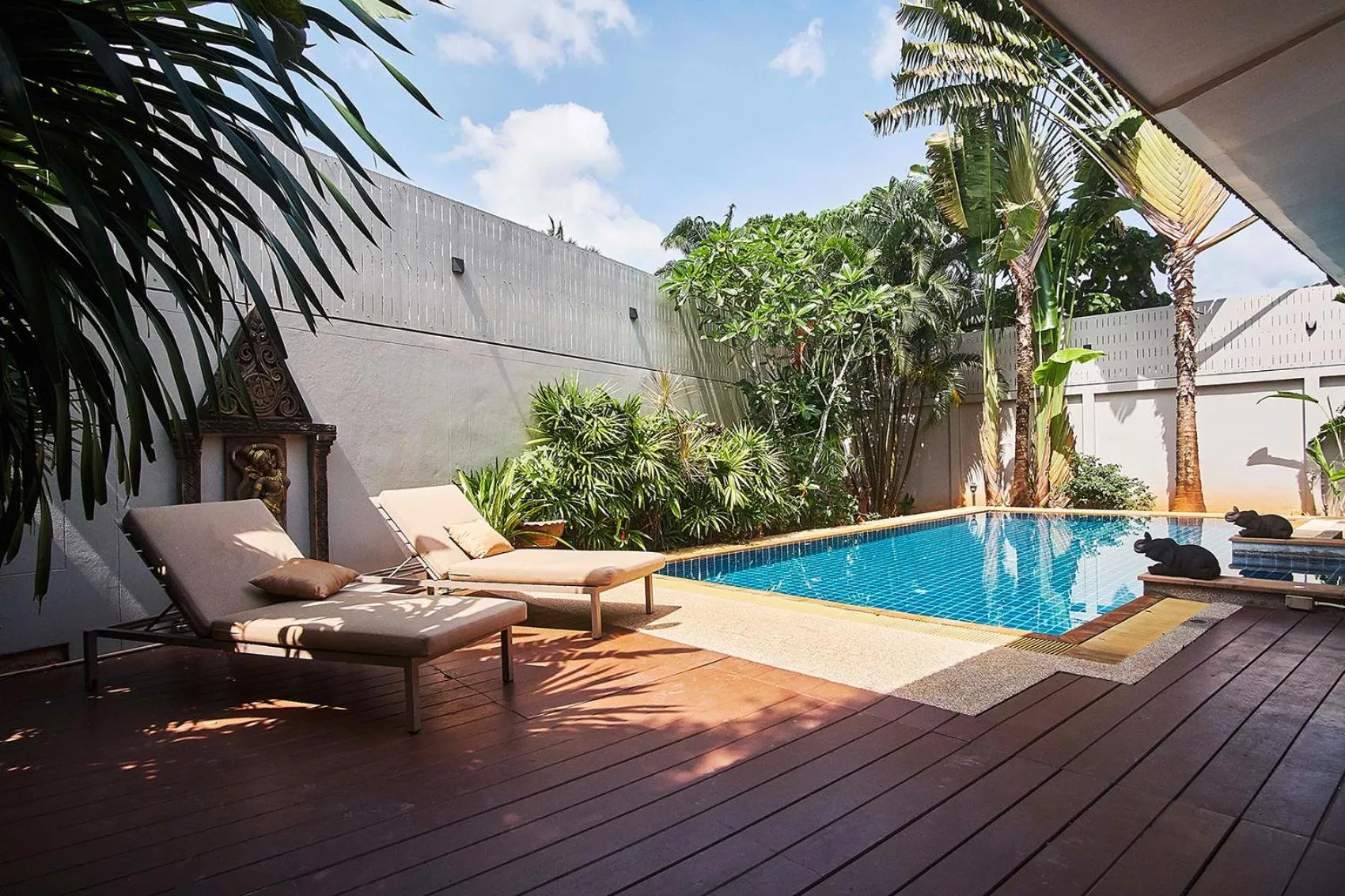Swimming pool in Baan Manuchang Villa, SHA Certified