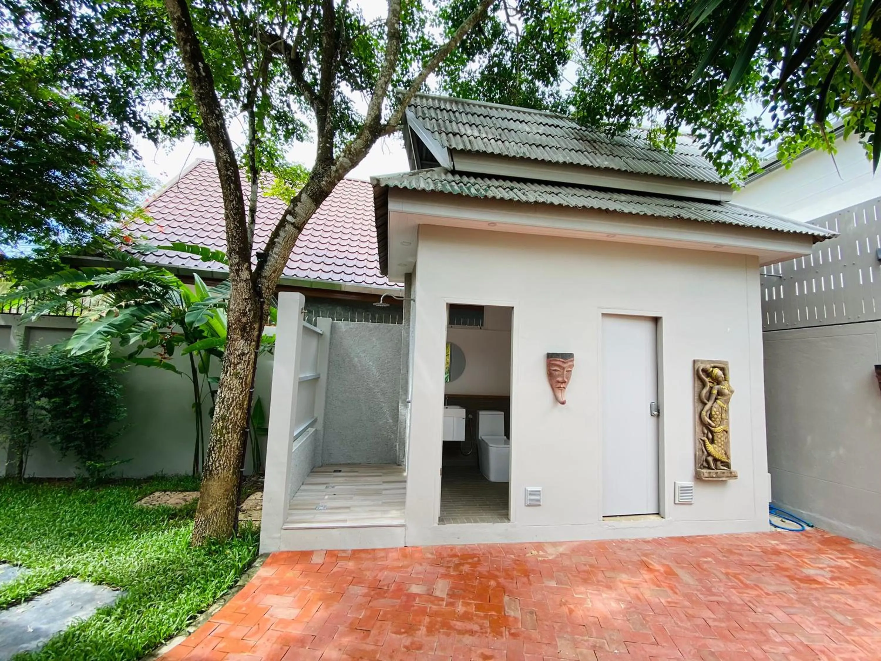 Toilet in Baan Manuchang Villa, SHA Certified