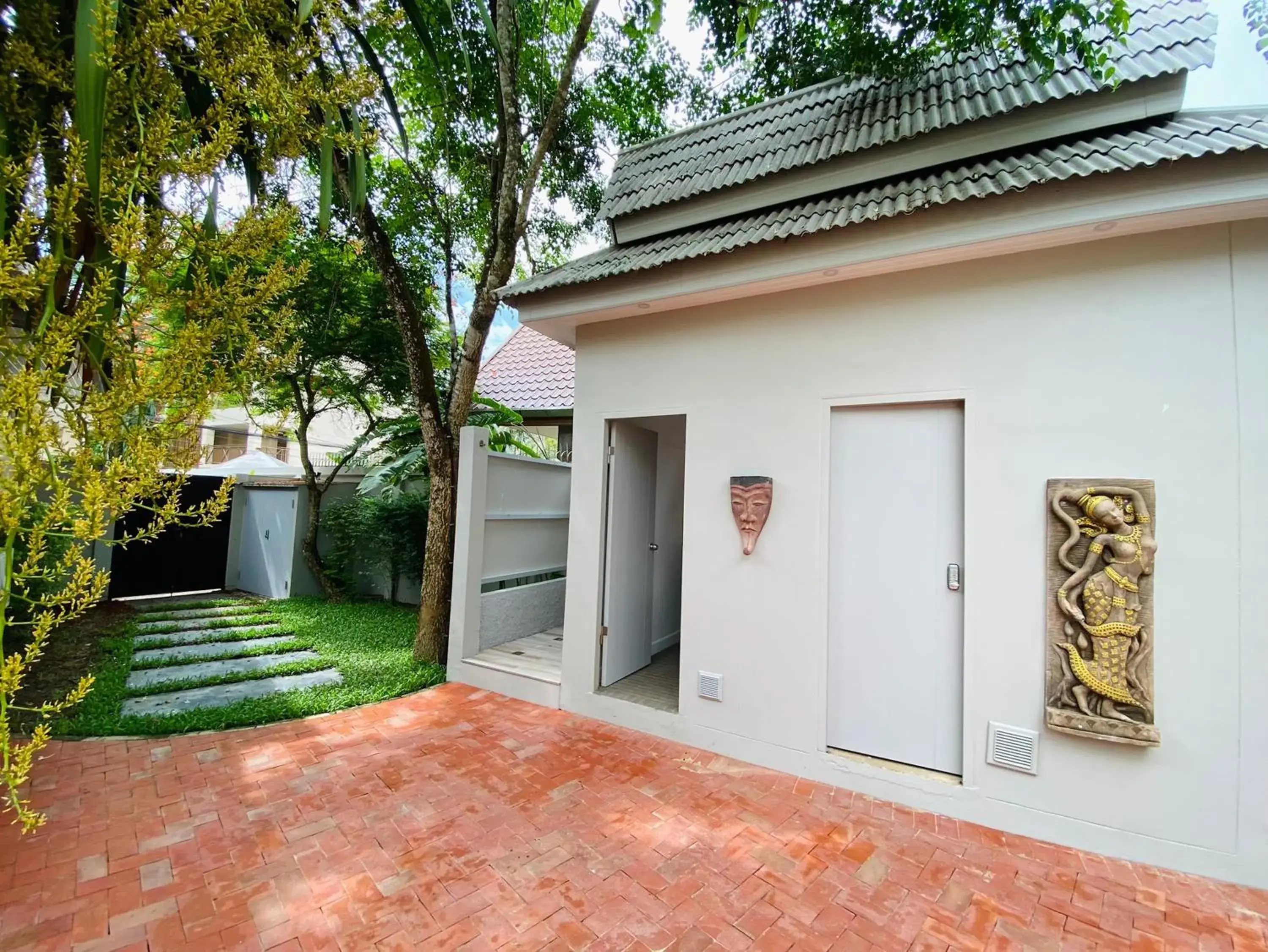 Property building in Baan Manuchang Villa, SHA Certified Property building in Baan Manuchang Villa, SHA Certified