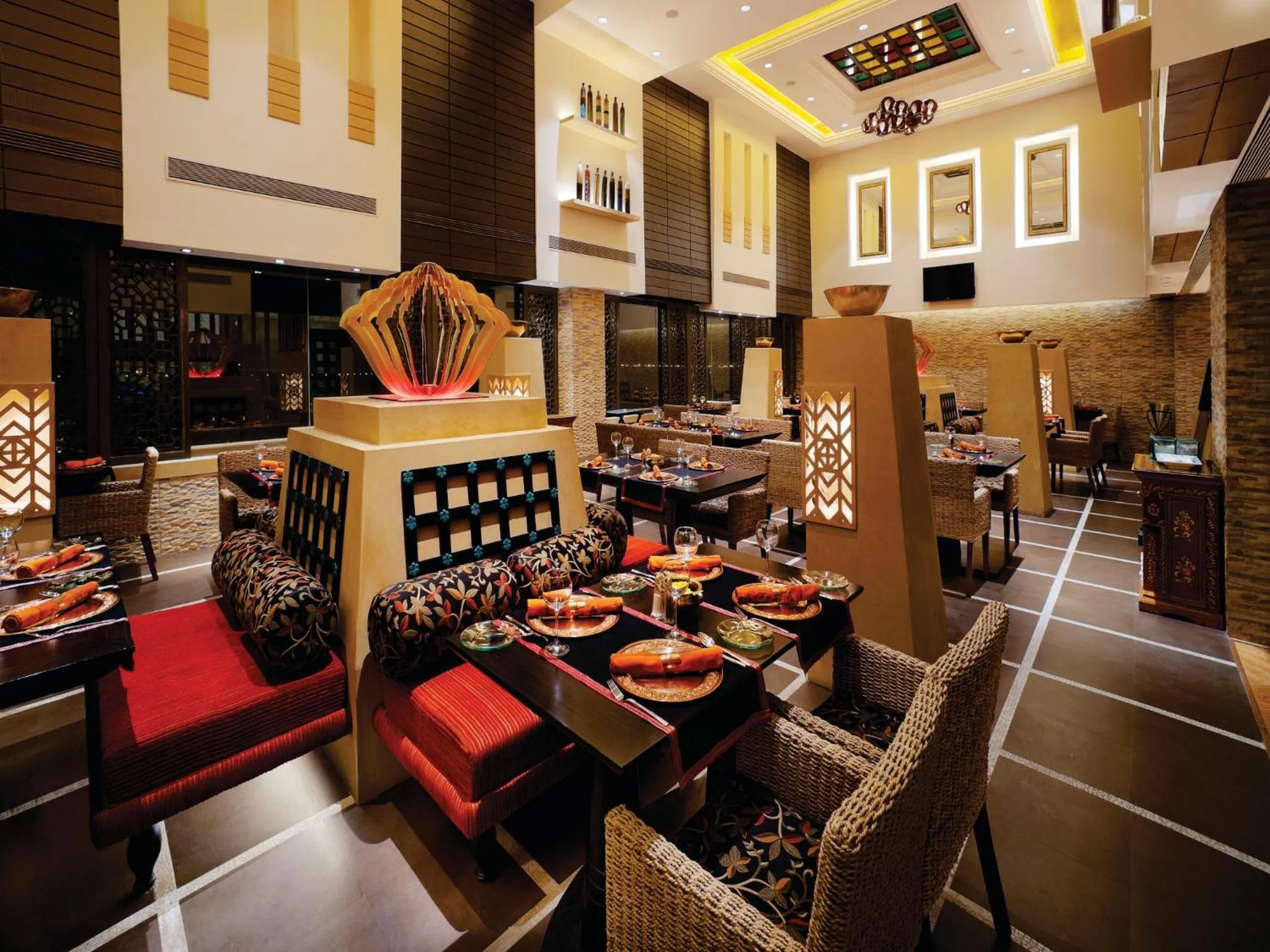 Restaurant/places to eat in Orange Megastructure LLP