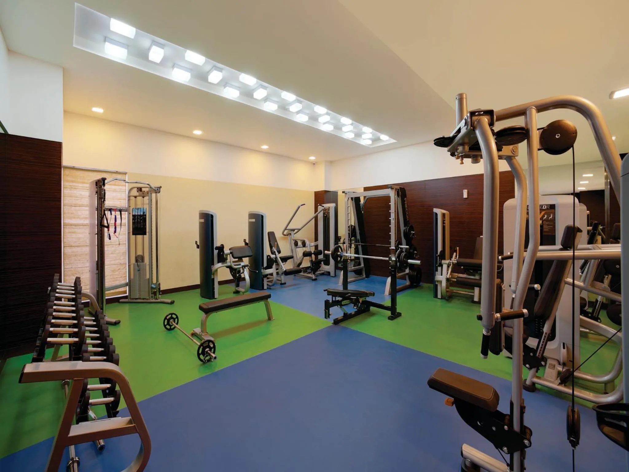Fitness centre/facilities in Orange Megastructure LLP