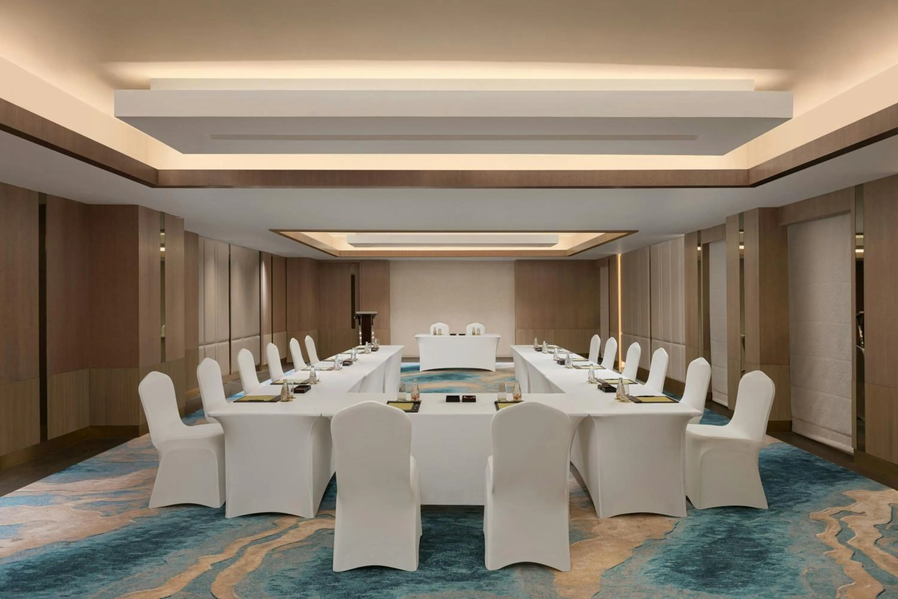 Meeting/conference room in Le Meridien, Surat