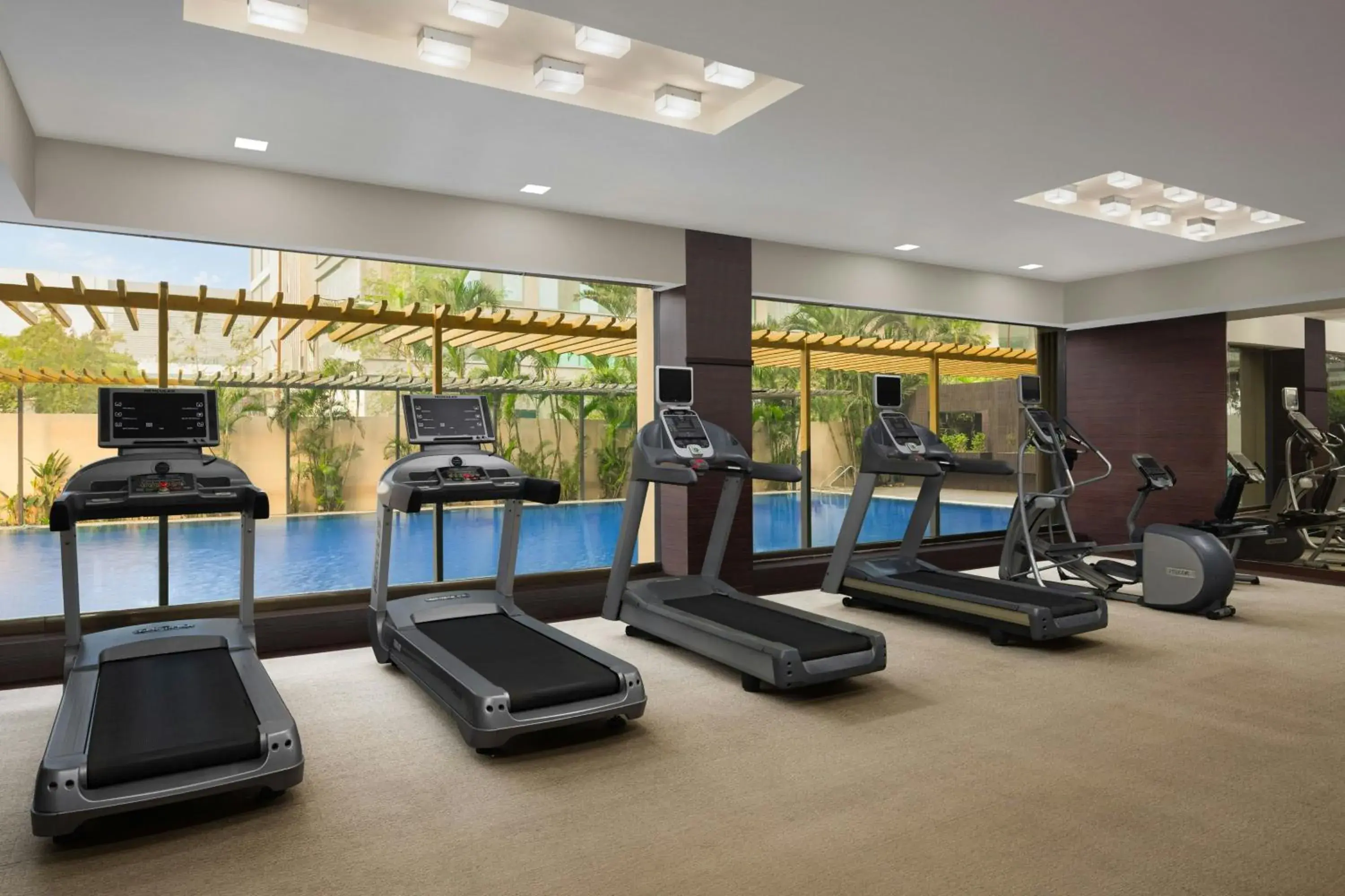 Fitness centre/facilities in Orange Megastructure Fitness centre/facilities in Orange Megastructure