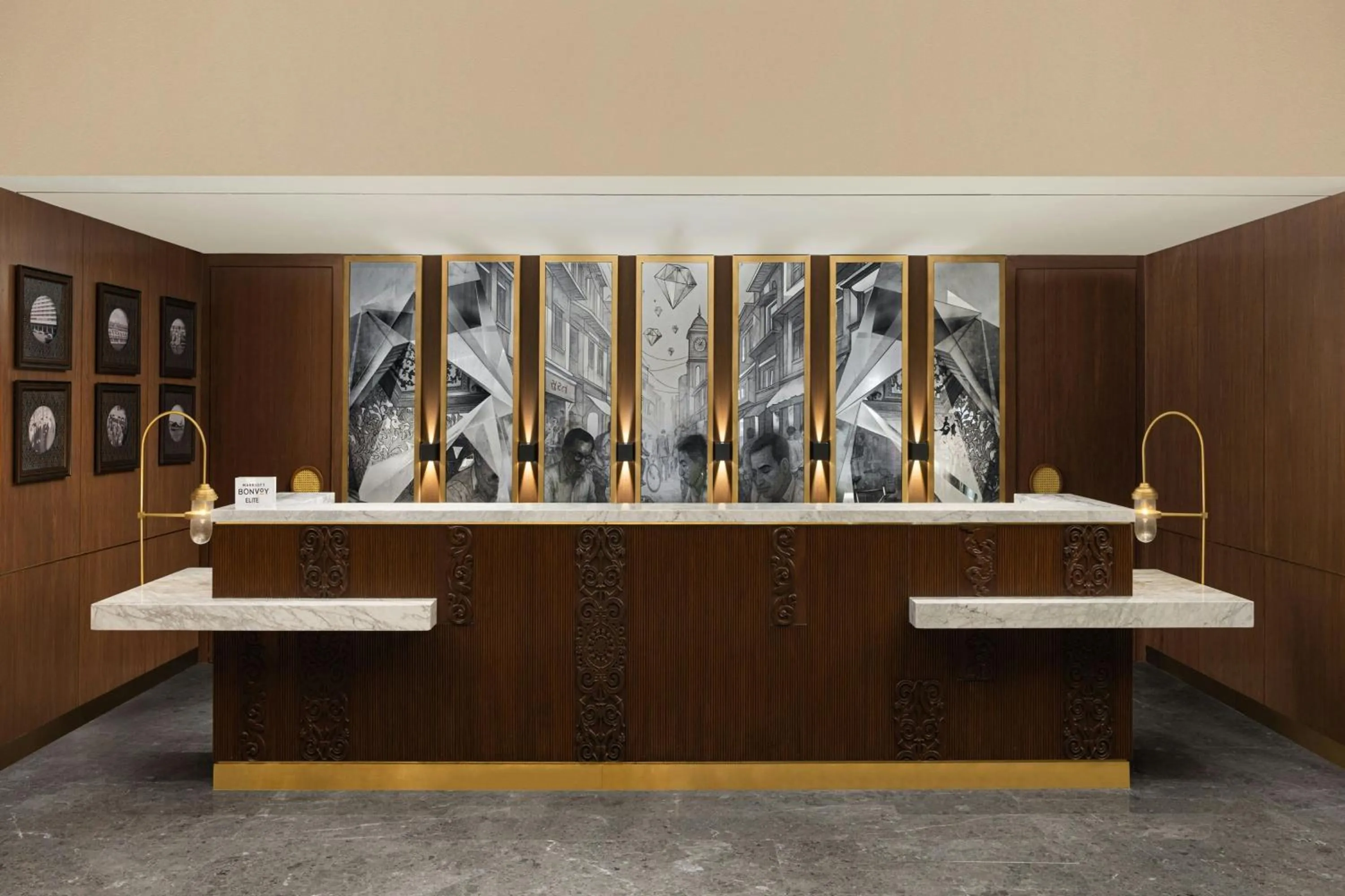 Lobby or reception in Le Meridien, Surat