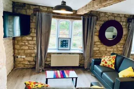 One-Bedroom Apartment in Old Fleece Apartments One-Bedroom Apartment in Old Fleece Apartments