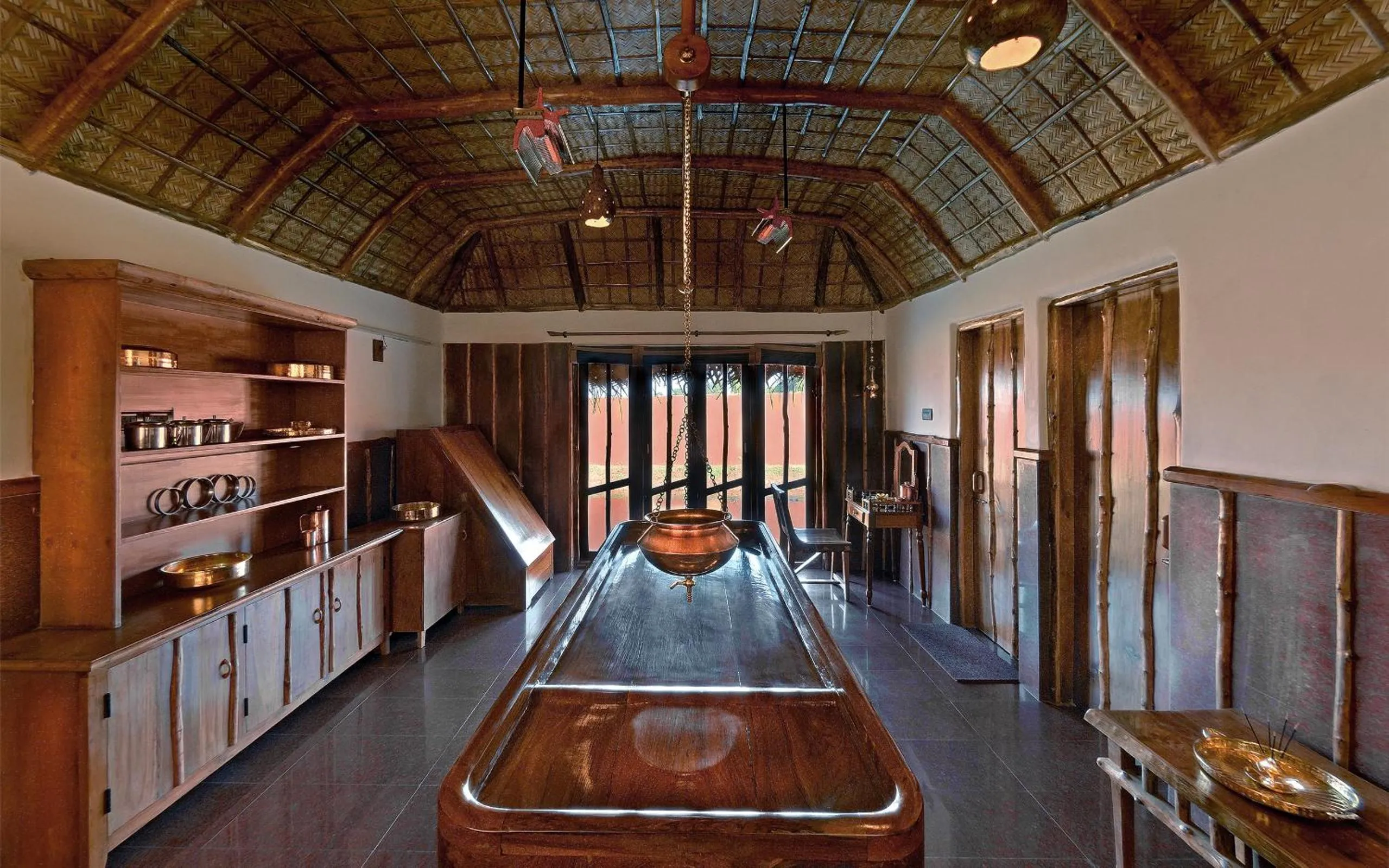 Massage in Evolve Back Kabini