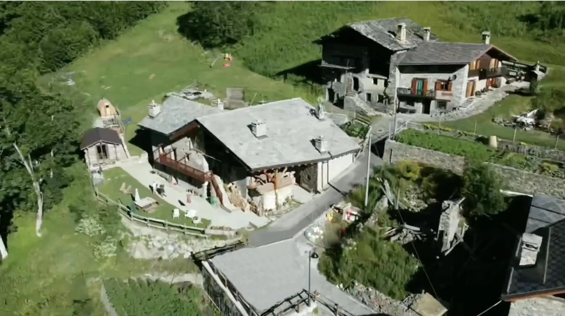 Bird's eye view in Nuit a Pleiney