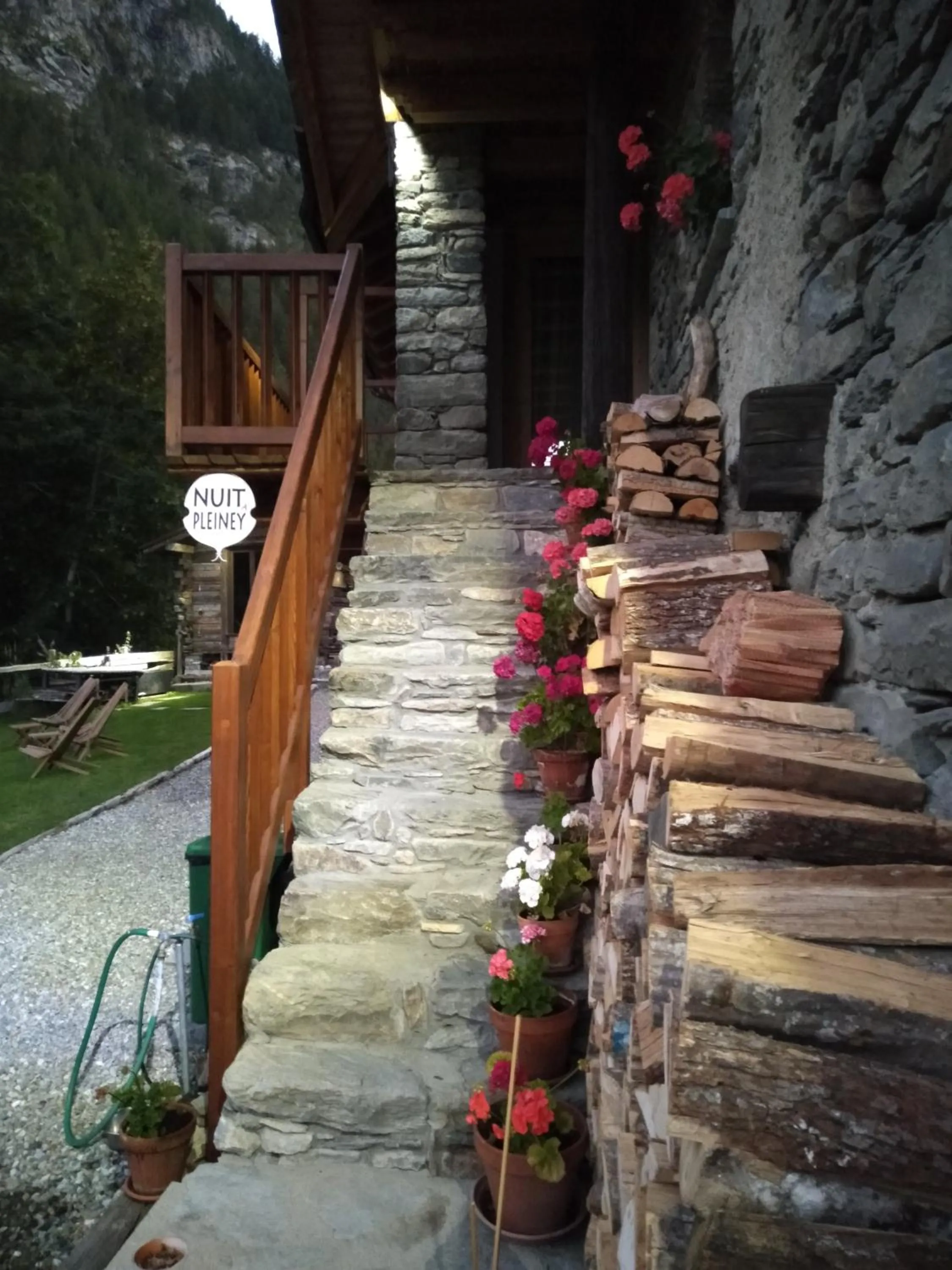 Property building in Nuit a Pleiney