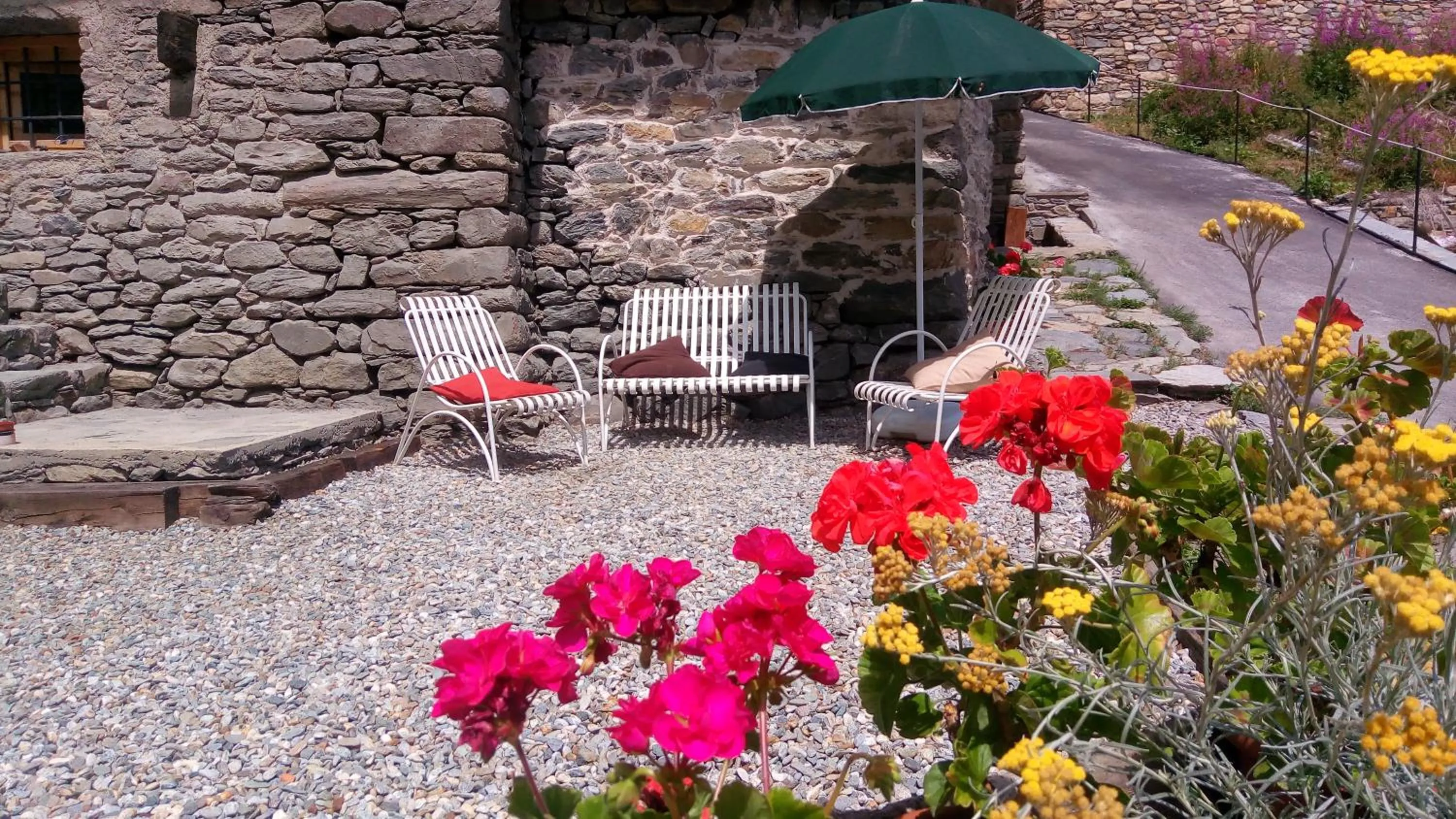 Day in Nuit a Pleiney