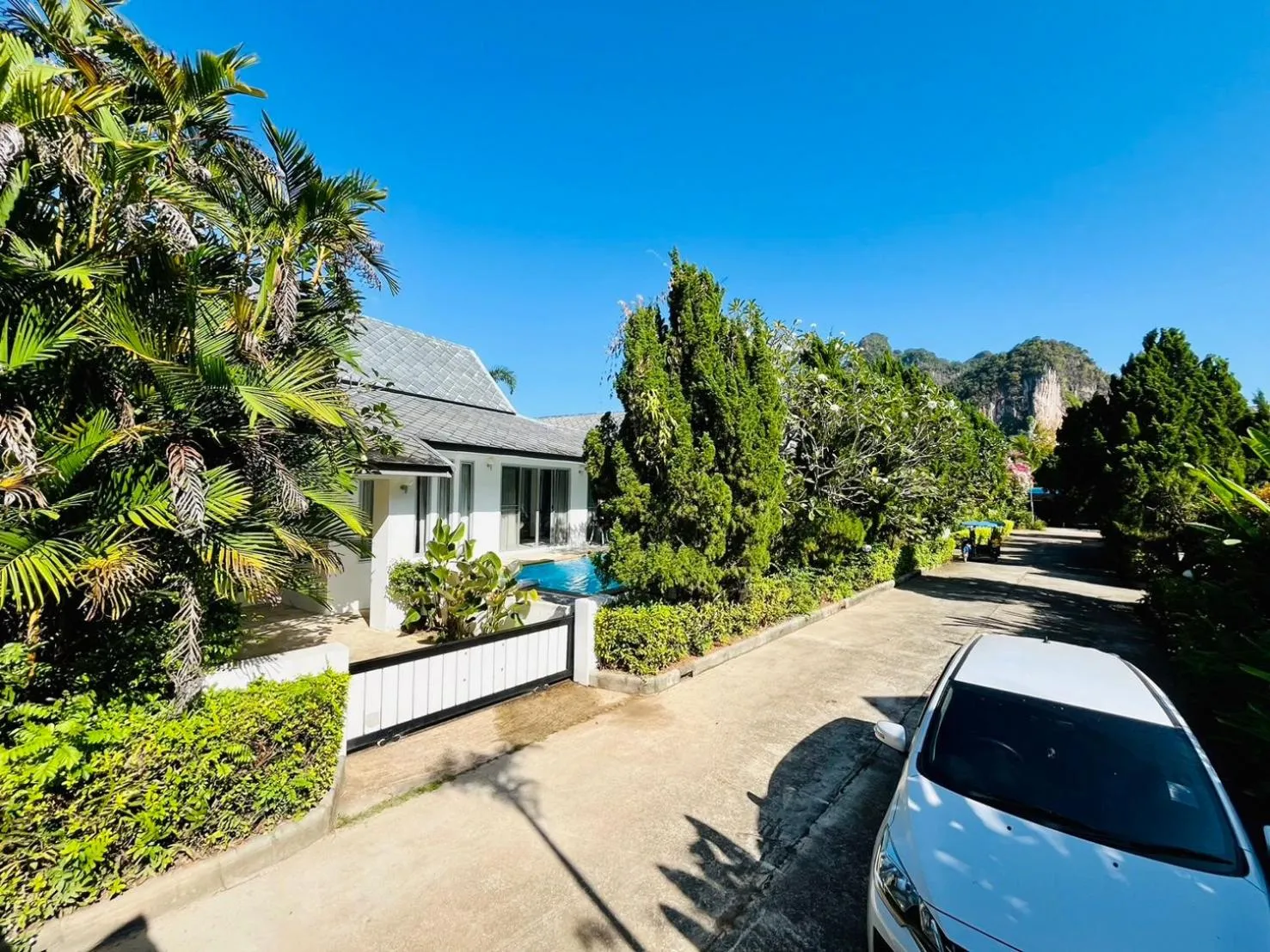 Property building in Baan Gecko