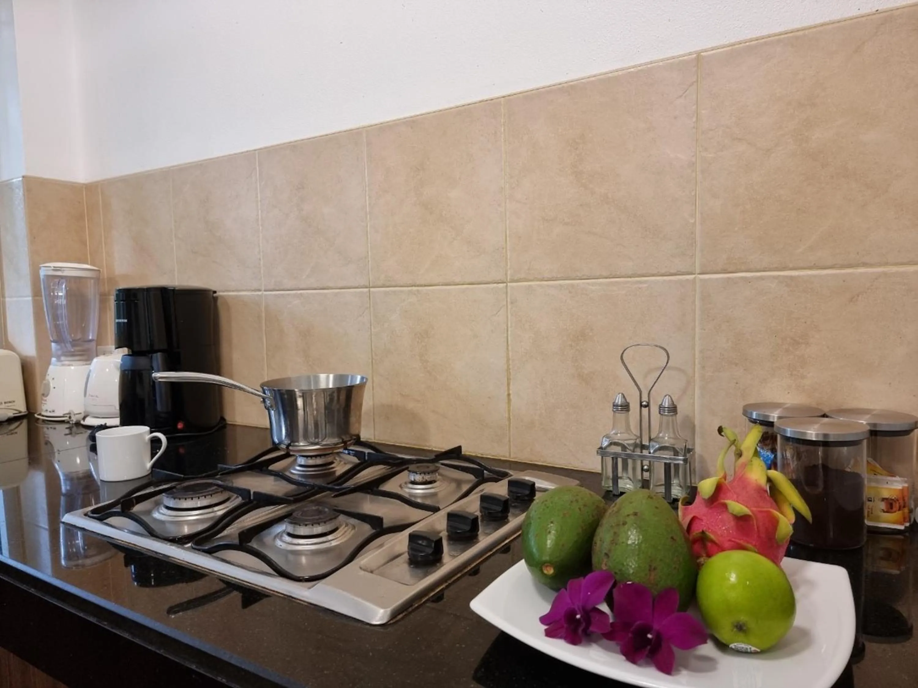 Kitchen or kitchenette in Baan Gecko