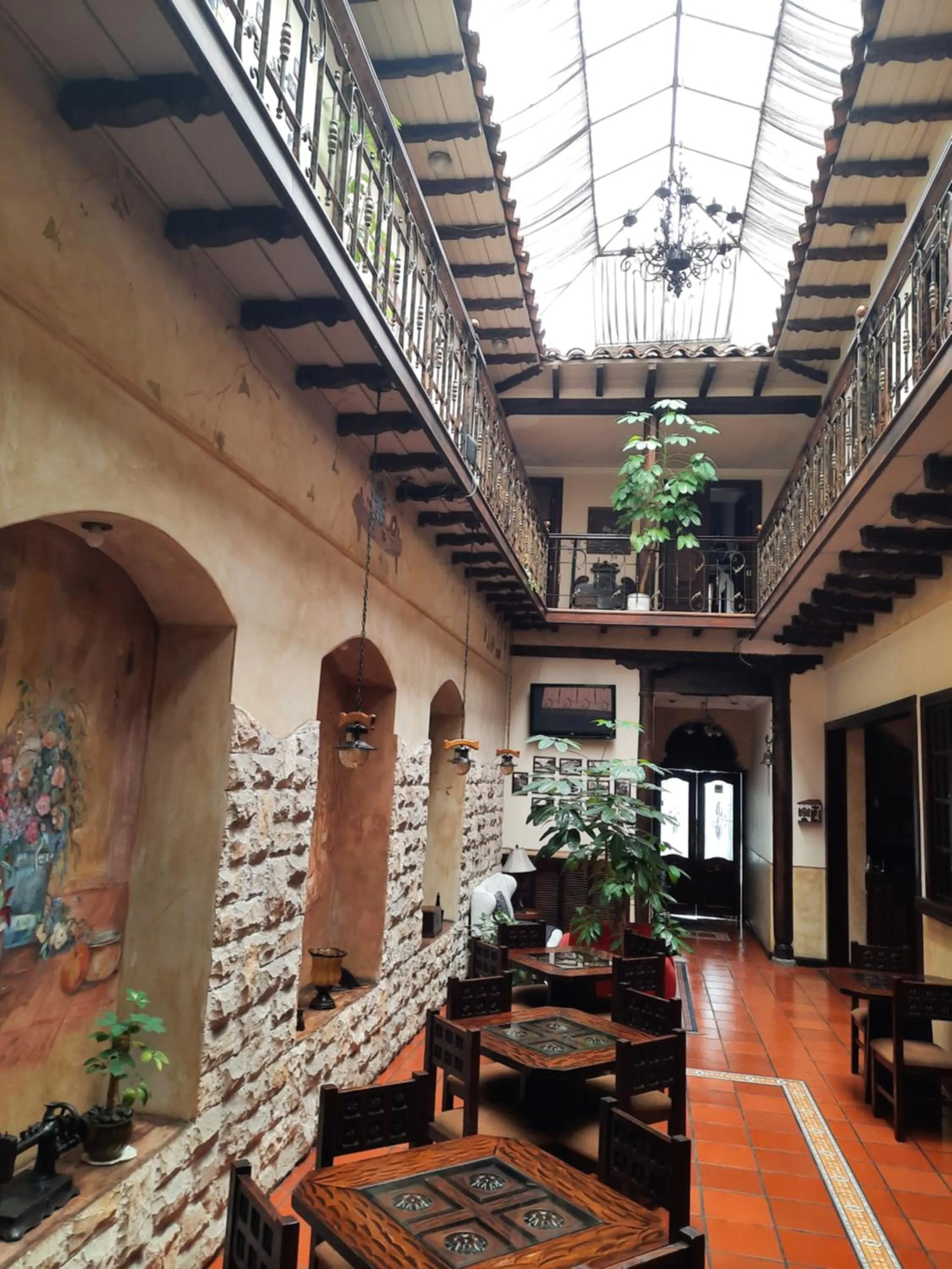 Restaurant/places to eat in La Posada Cuencana Hotel