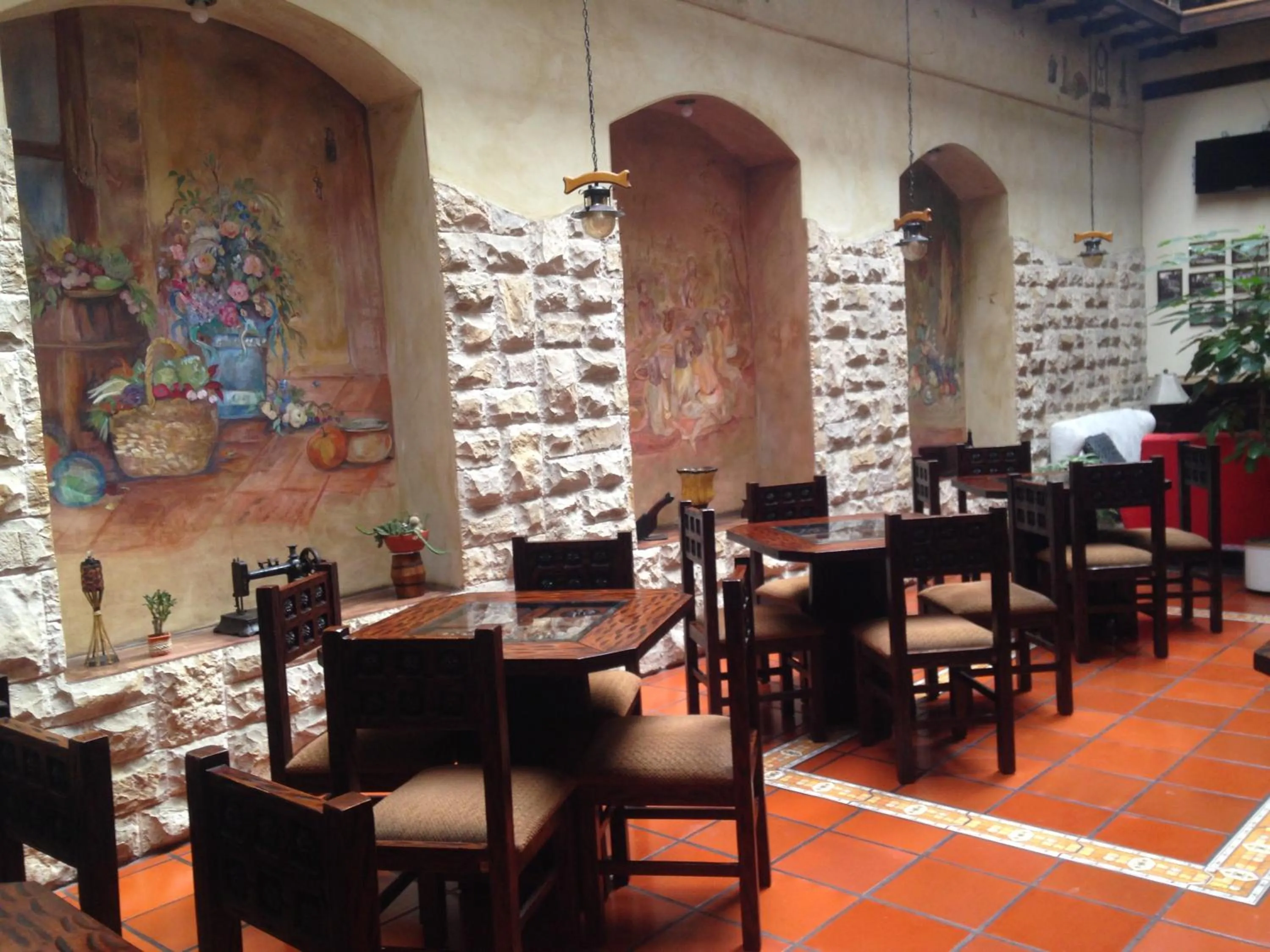 Restaurant/places to eat in La Posada Cuencana Hotel
