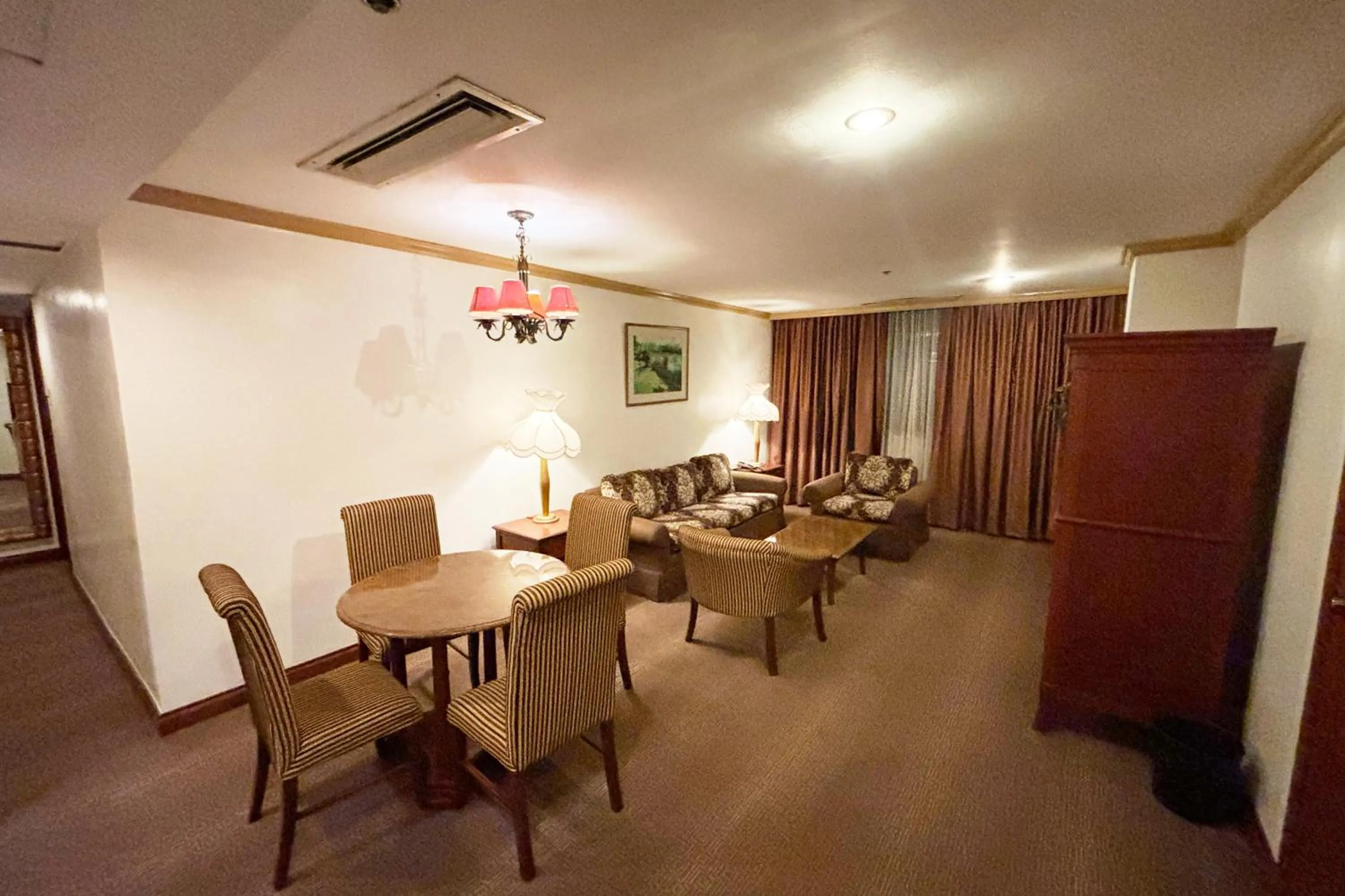 Tiara Oriental Hotel Makati powered by Cocotel