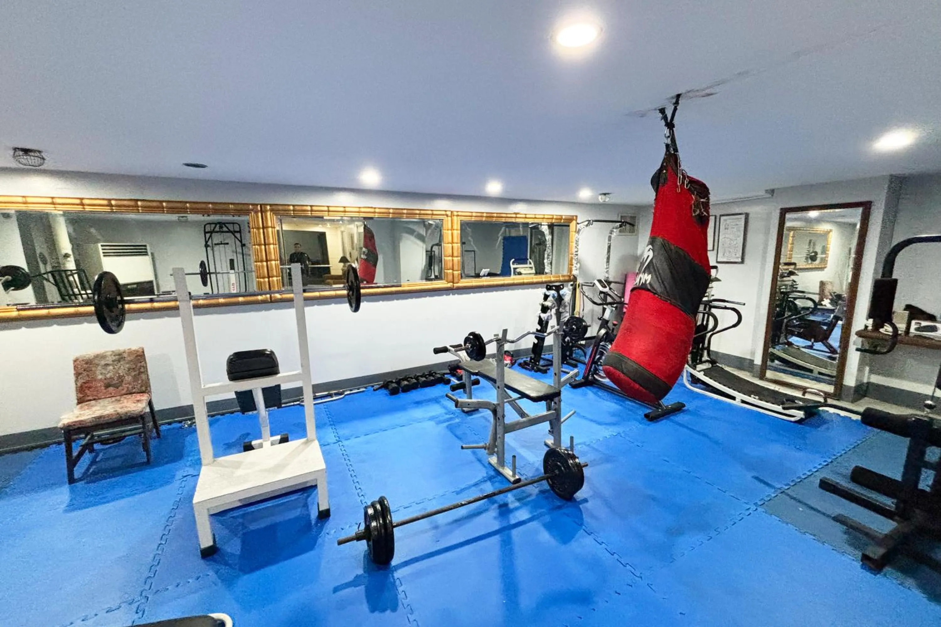 Fitness centre/facilities in Tiara Oriental Hotel Makati powered by Cocotel