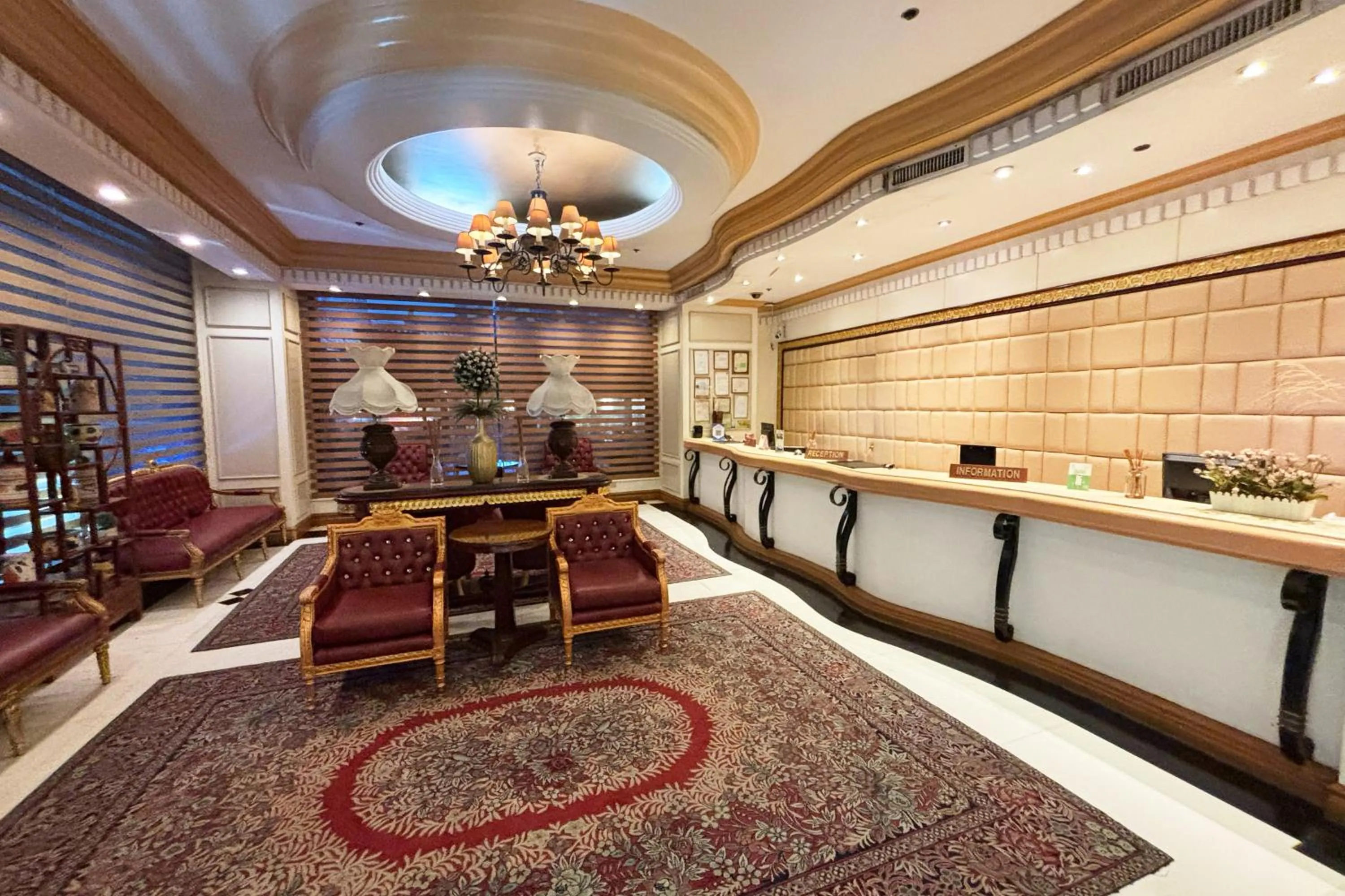 Lobby or reception in Tiara Oriental Hotel Makati powered by Cocotel