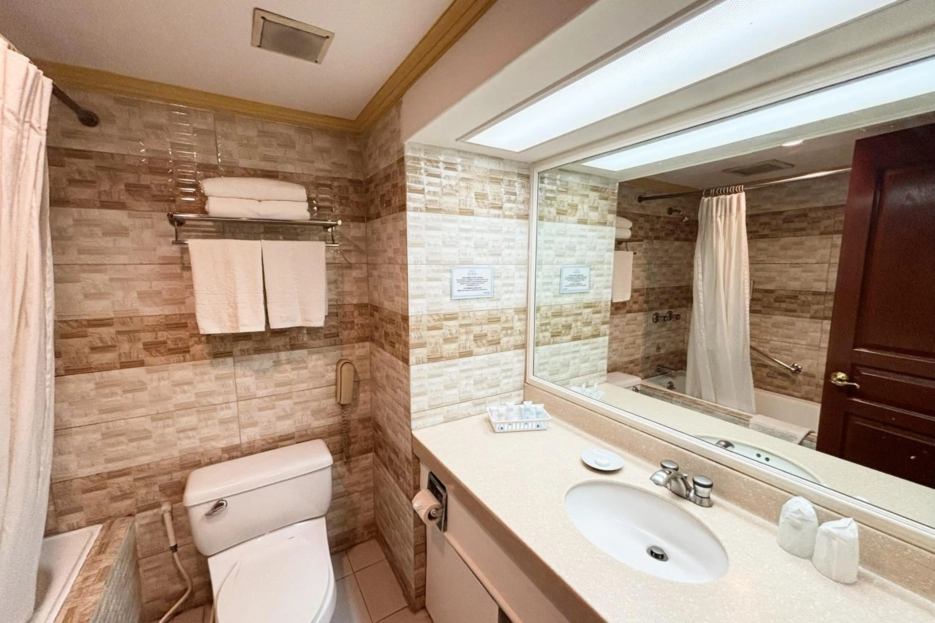 Tiara Oriental Hotel Makati powered by Cocotel