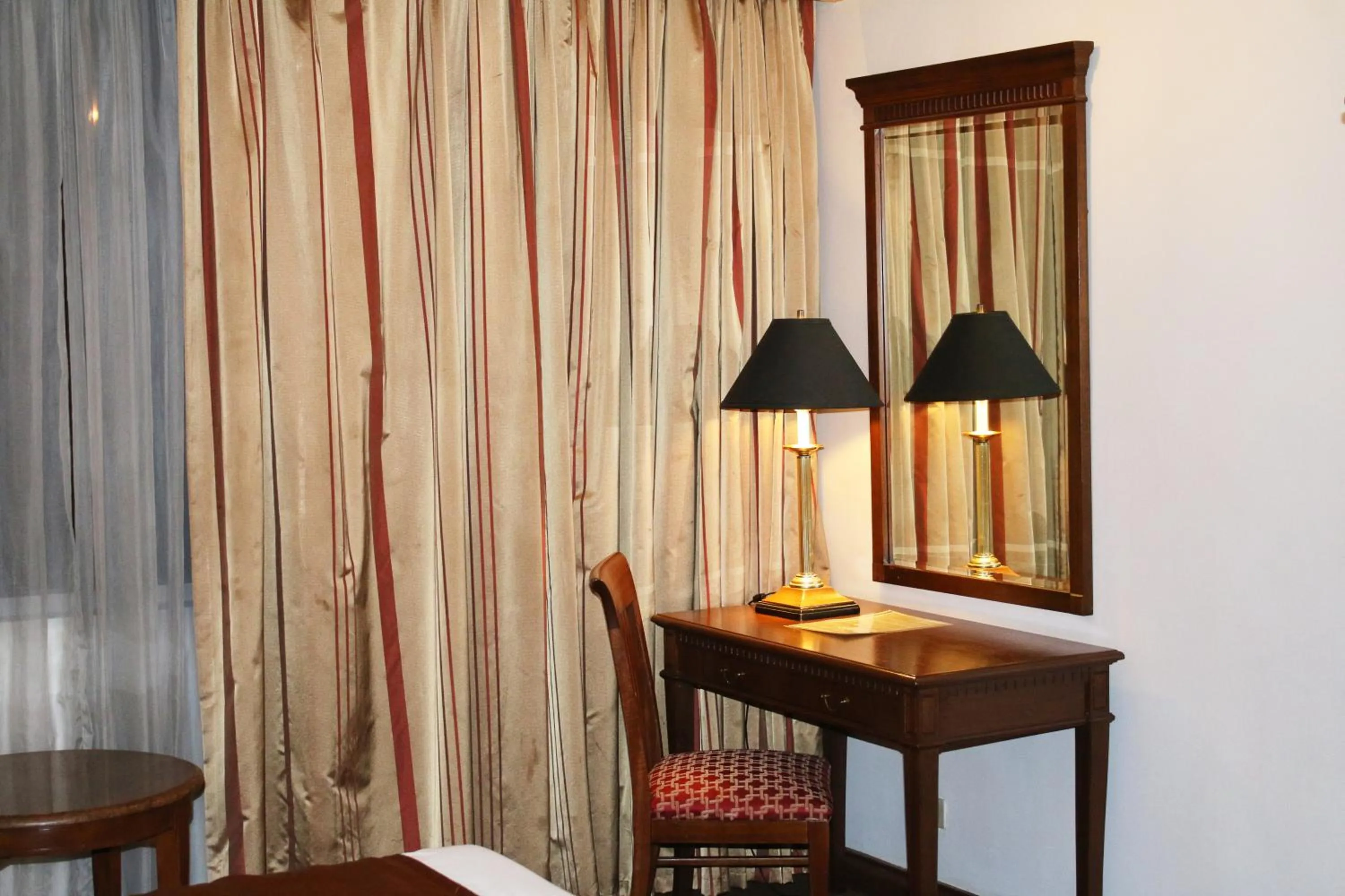 Tiara Oriental Hotel Makati powered by Cocotel