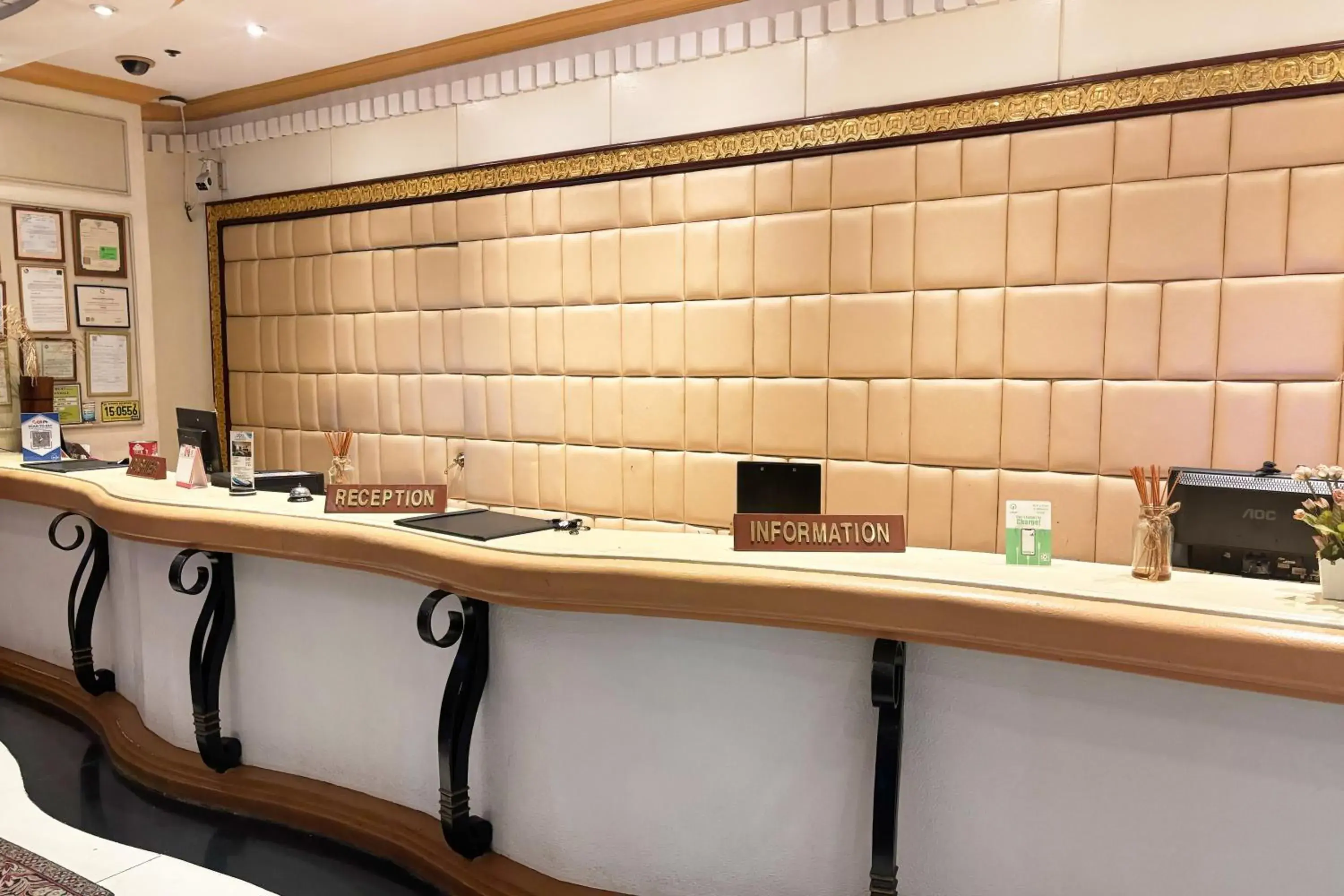 Lobby or reception in Tiara Oriental Hotel Makati powered by Cocotel Lobby or reception in Tiara Oriental Hotel Makati powered by Cocotel