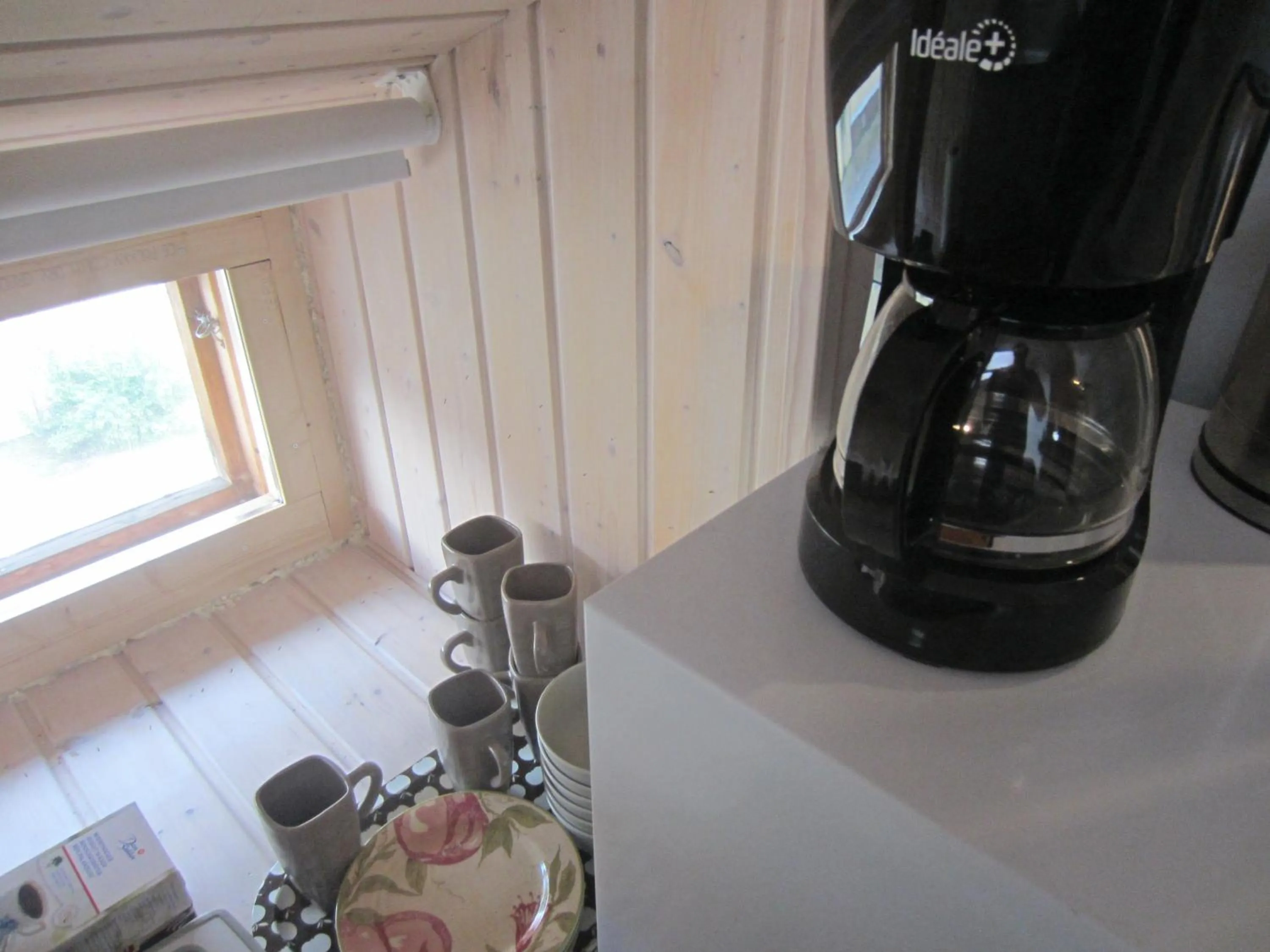 Coffee/tea facilities in Apartment Hotel Kuukkarin Kortteeri