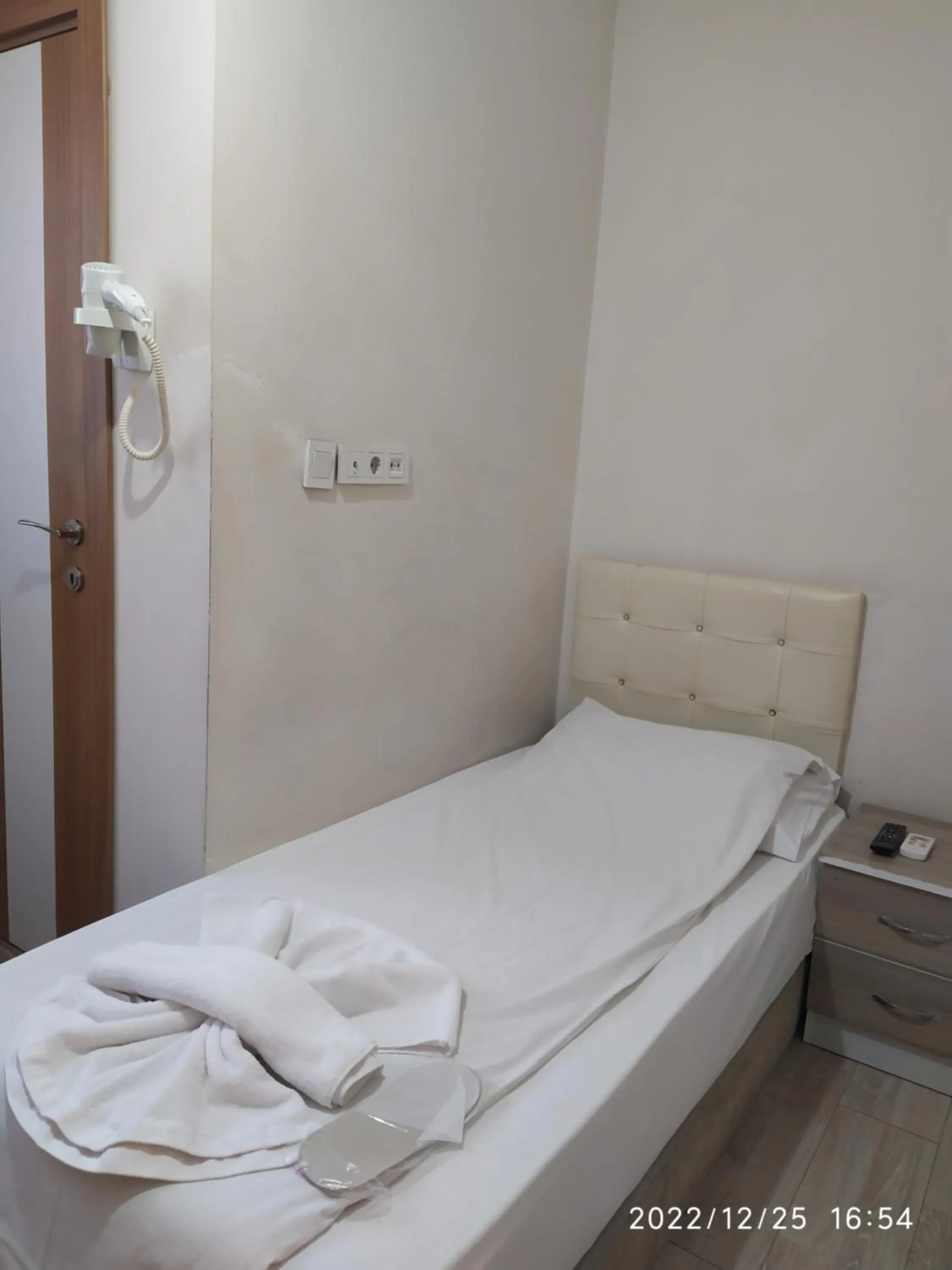 Bed in Marpalace Hotel