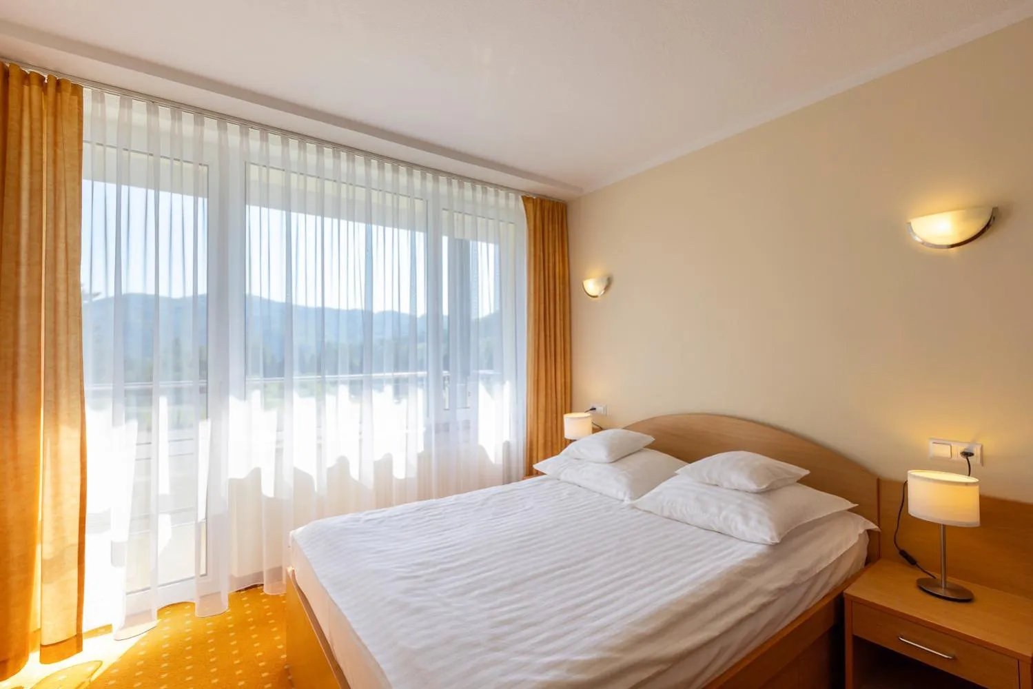 Bed in Hotel Perła Południa