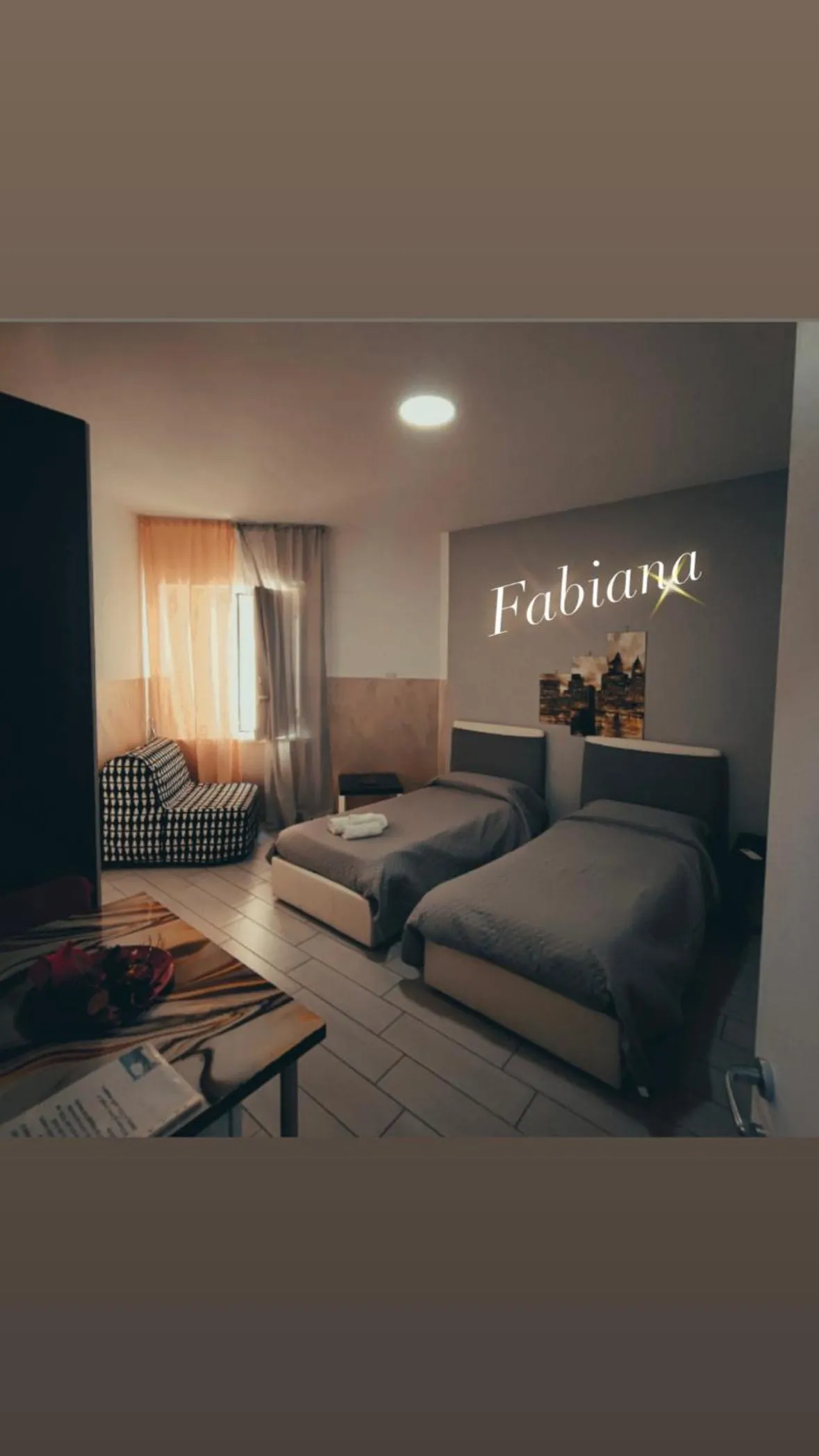 Bed in Neapolis center