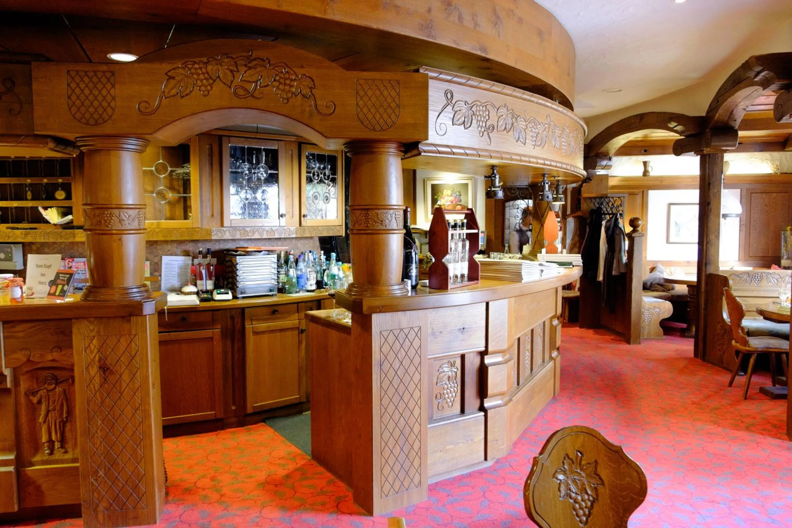 Restaurant/places to eat in Hotel St.Martiner Castell