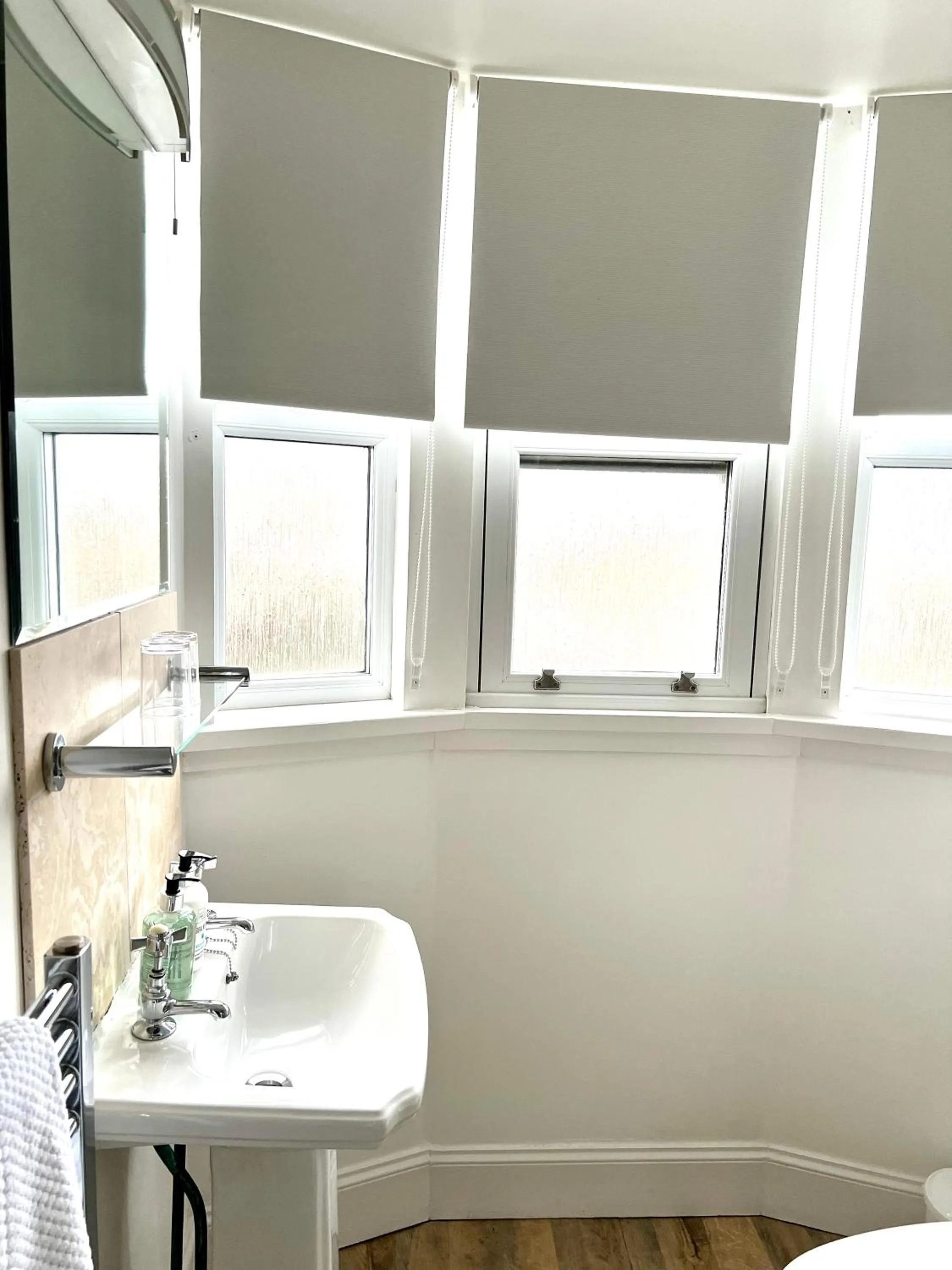 Shower in ByTheSea Guest House License SA-00247-F