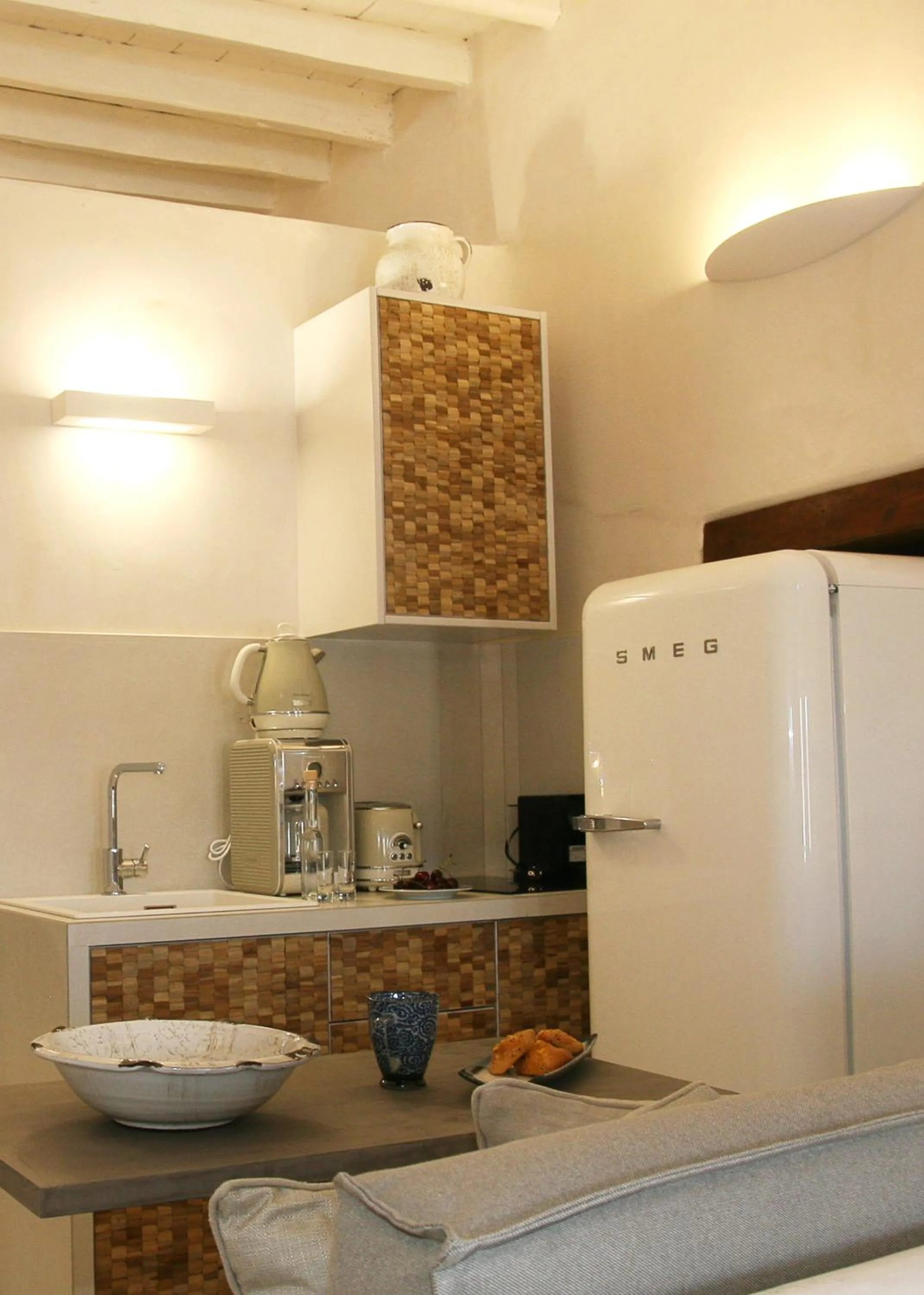 Kitchen or kitchenette in Esperia Luxury Suites