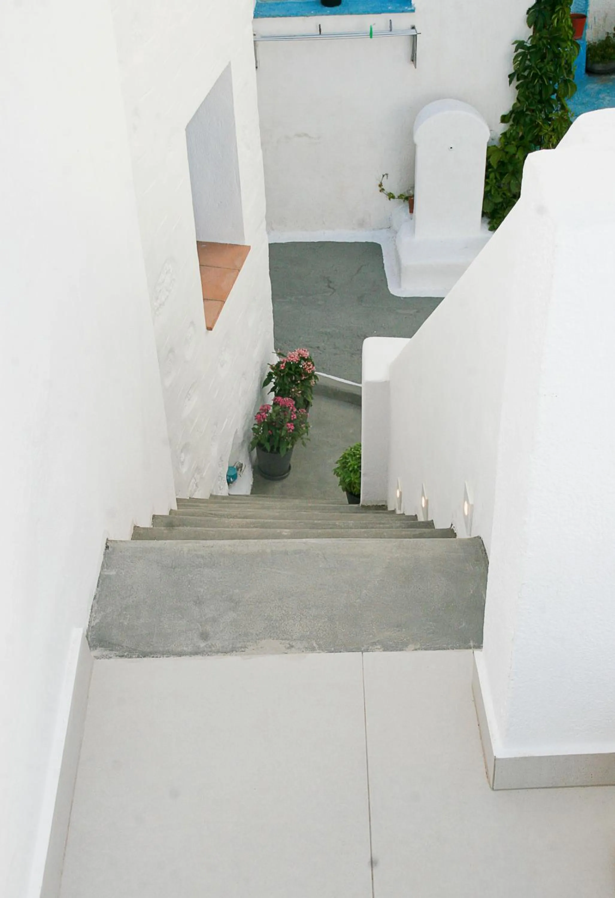 Neighbourhood in Esperia Luxury Suites