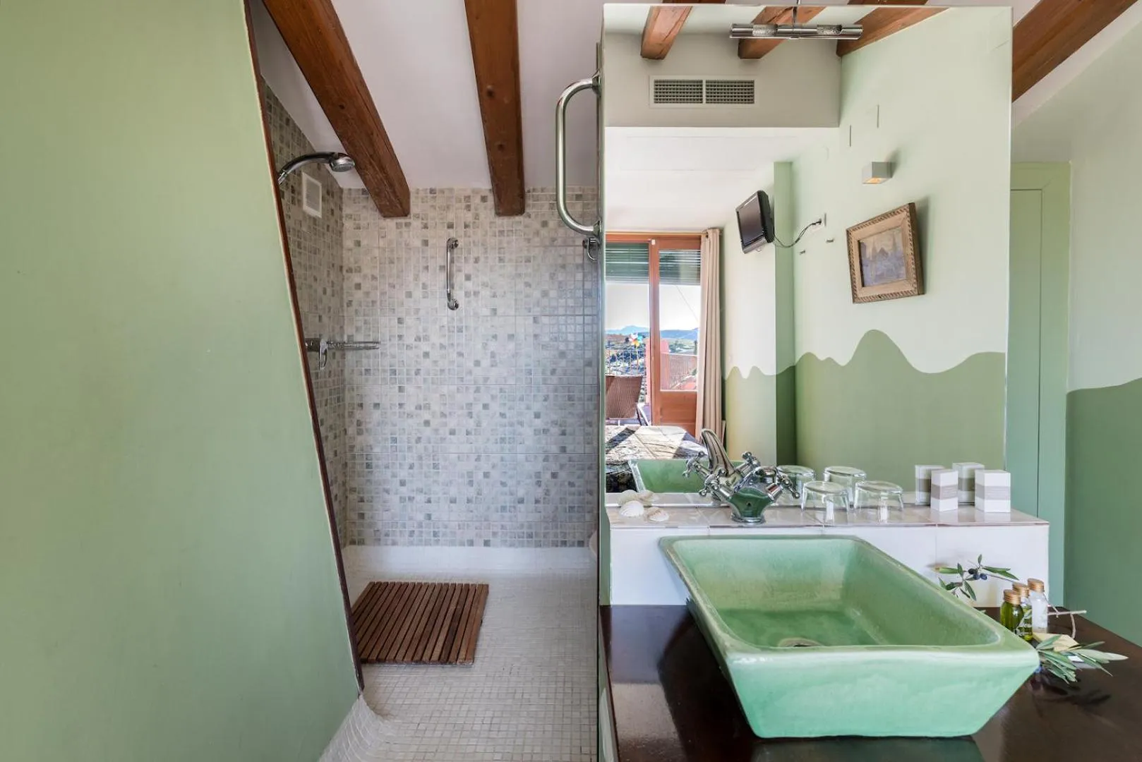 Bathroom in Hotel Cal Llop