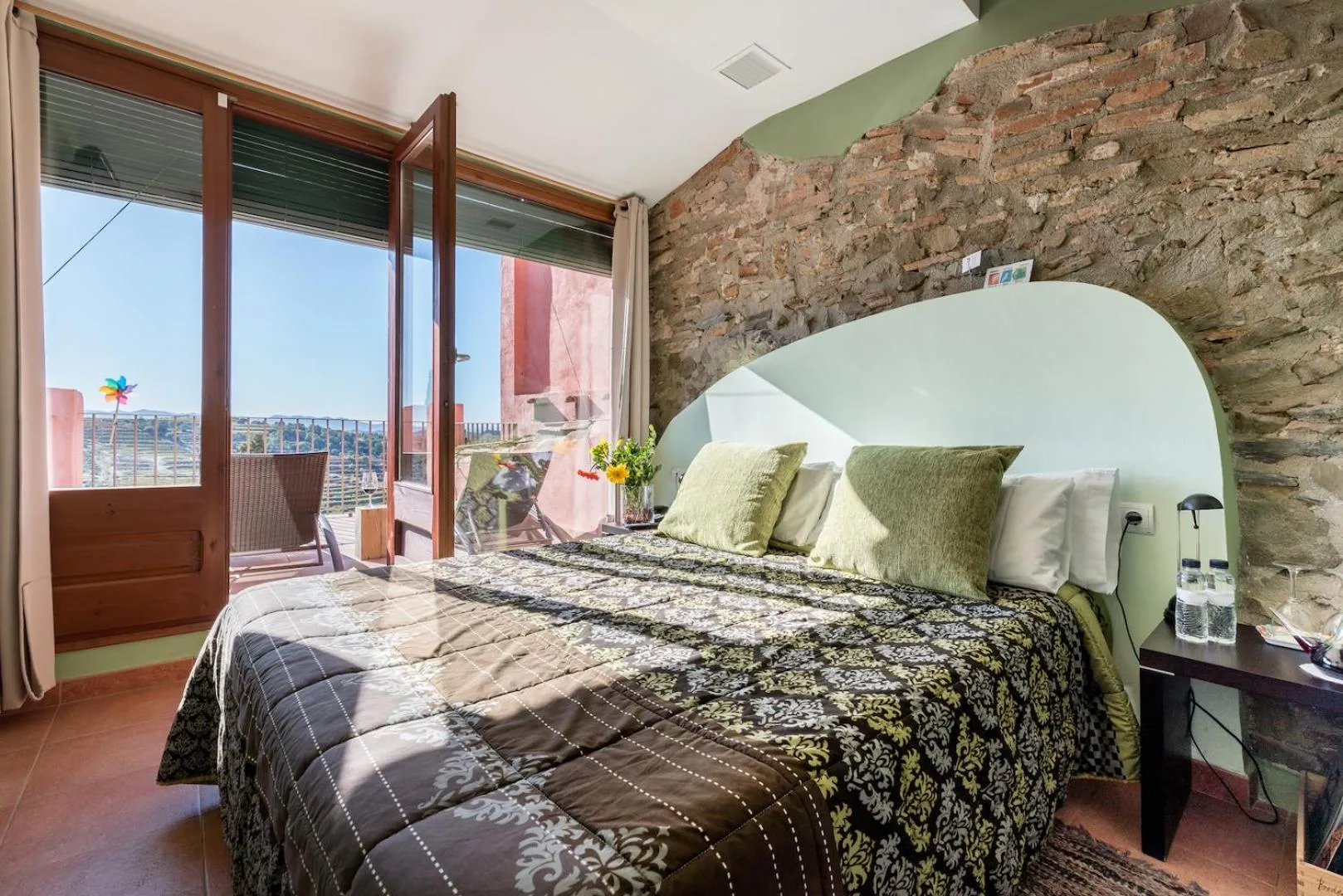 Bed in Hotel Cal Llop