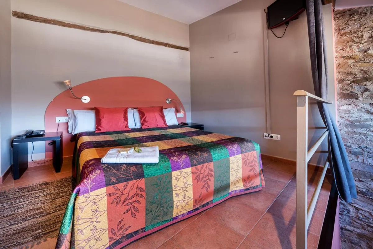 Bed in Hotel Cal Llop