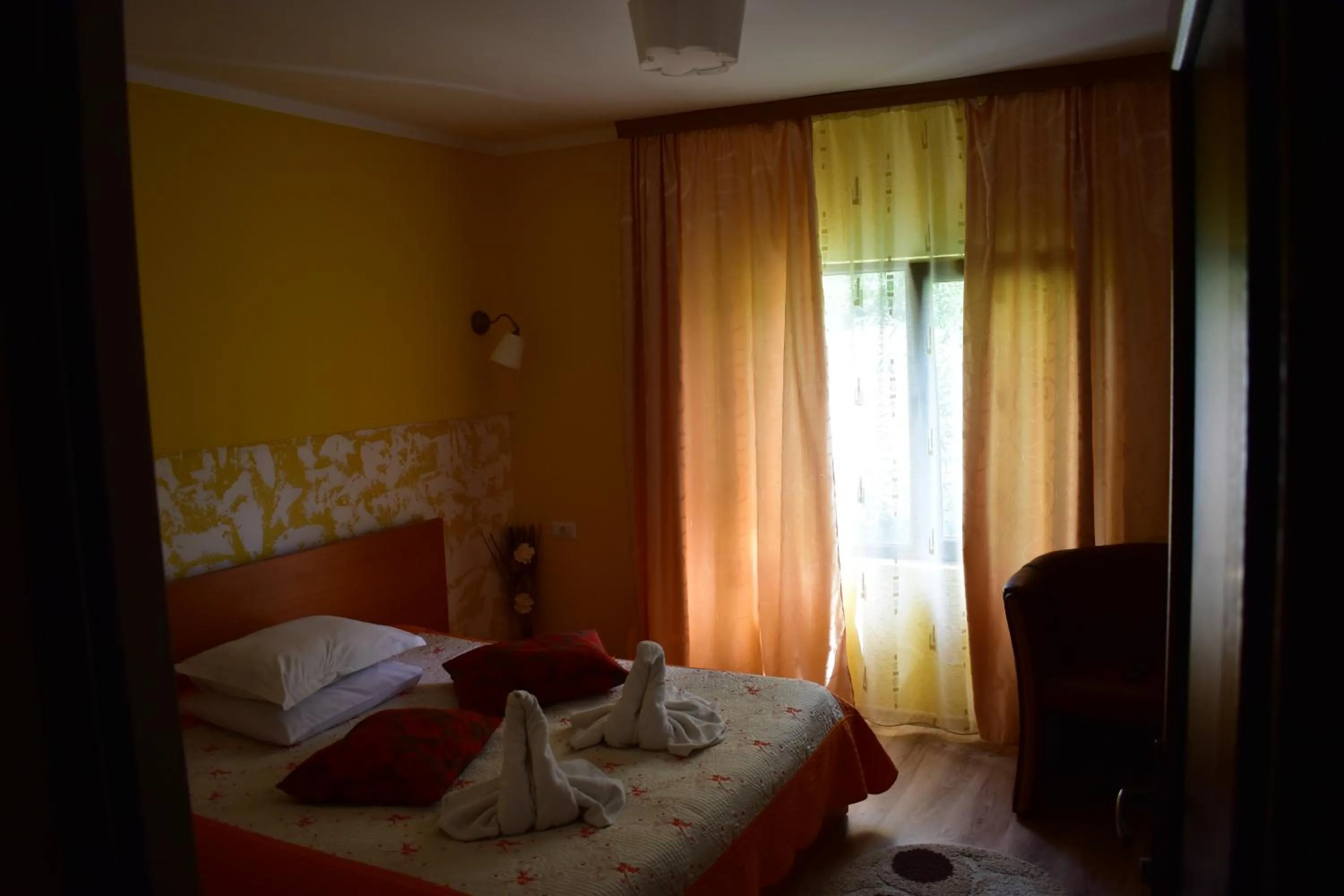 Bed in Vila Tudor Mamaia Nord
