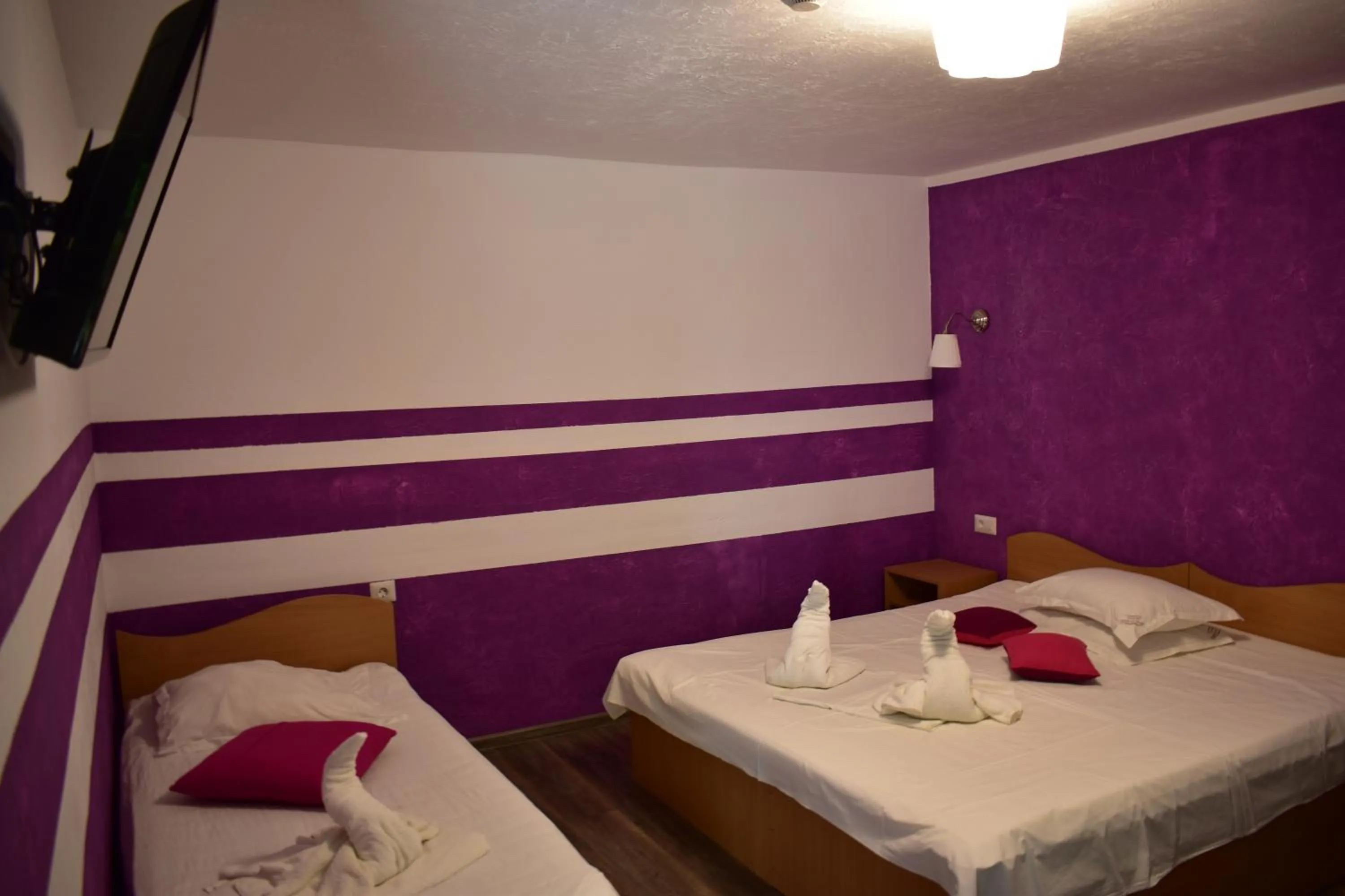 Bed in Vila Tudor Mamaia Nord