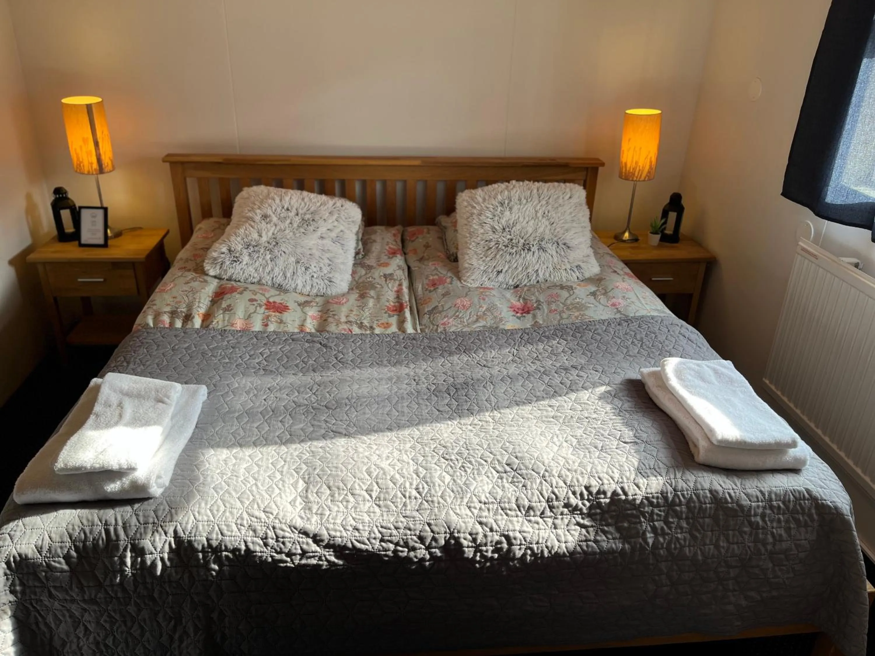 Bedroom, Bed in Engimyri Lodge