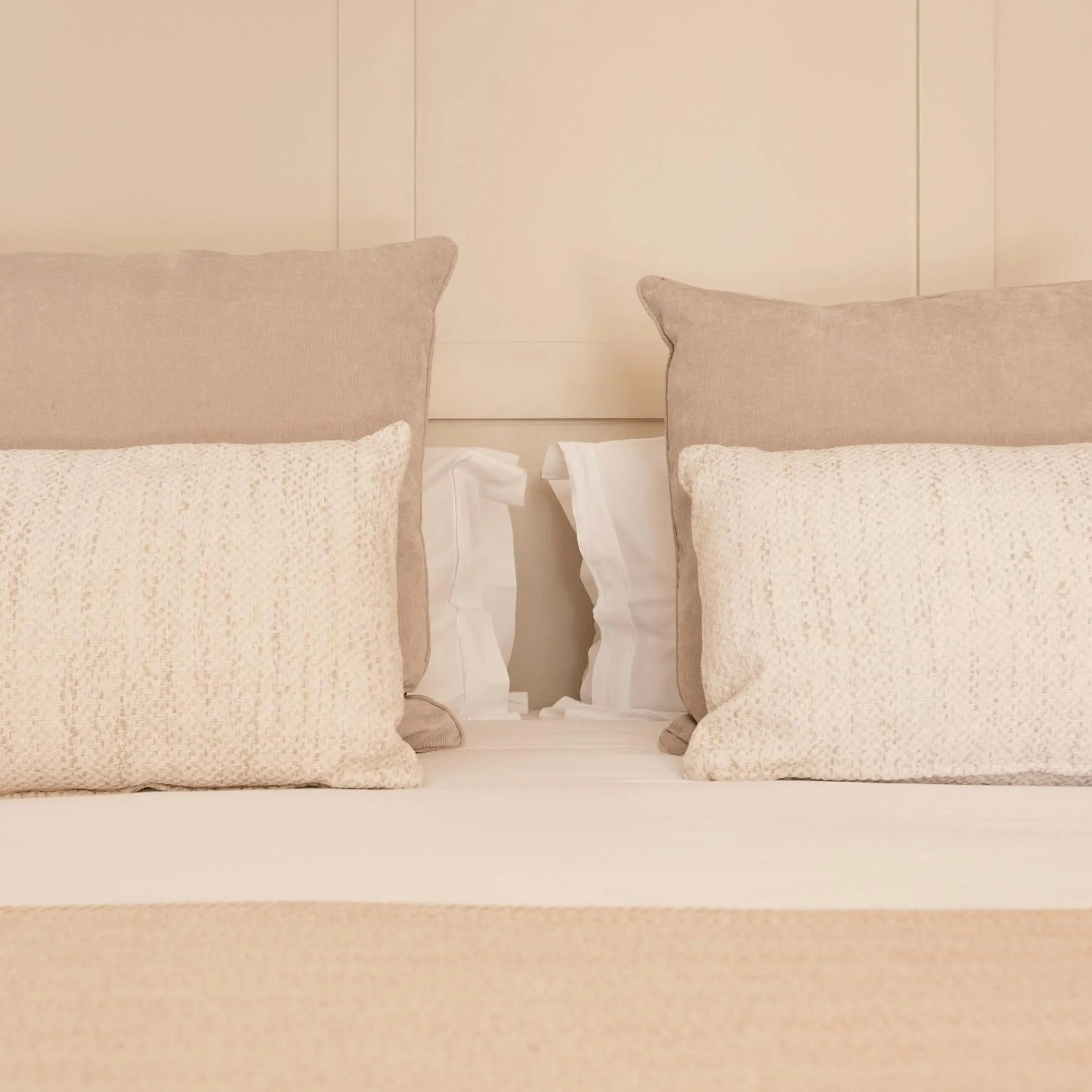 Double Room with Private Bathroom in The Bank Double Room with Private Bathroom in The Bank