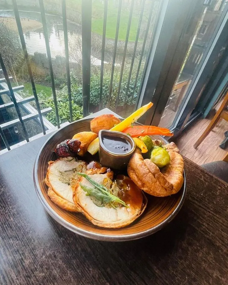 Restaurant/places to eat in The Bank