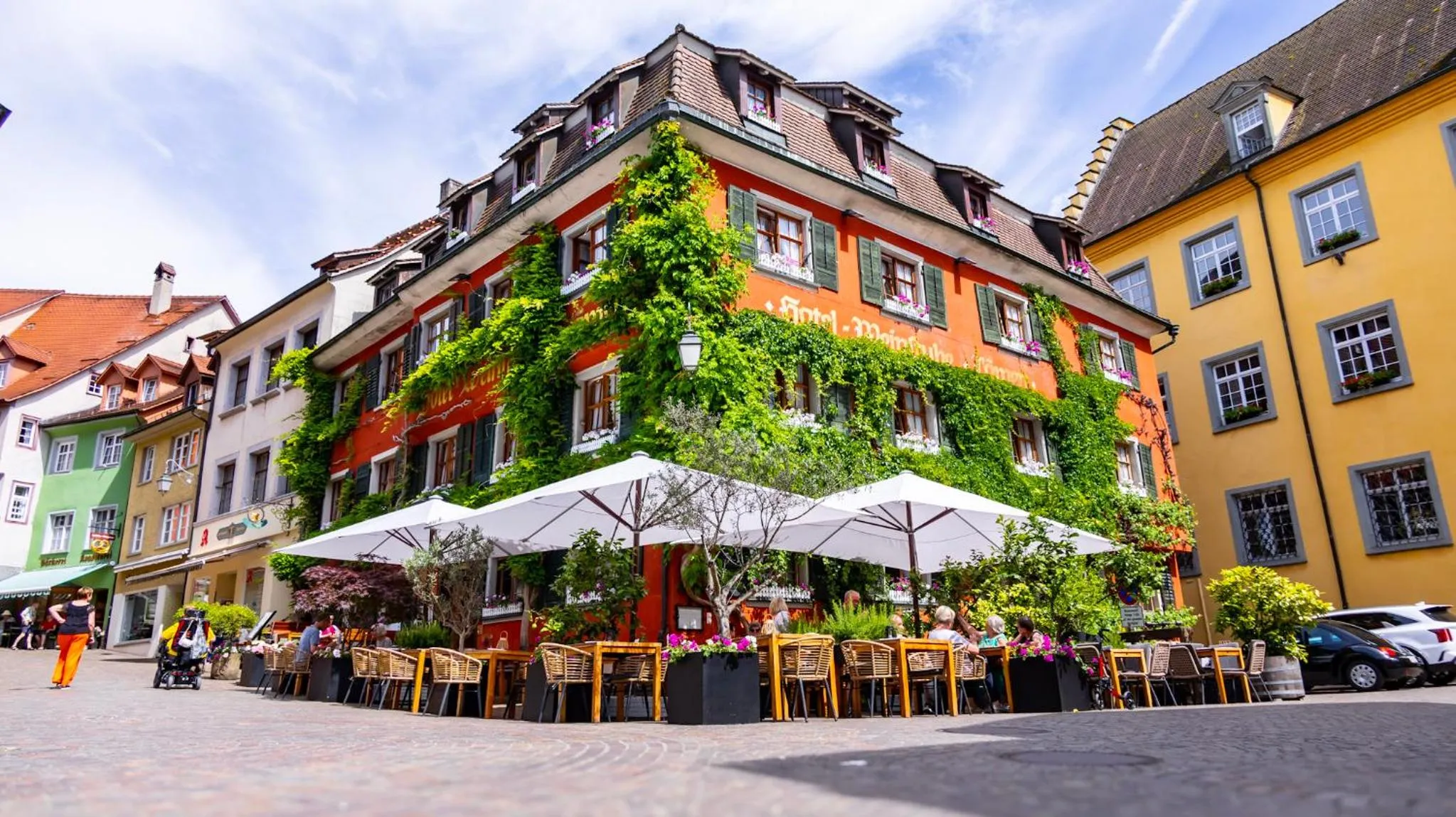 Property building in Hotel Löwen-Weinstube