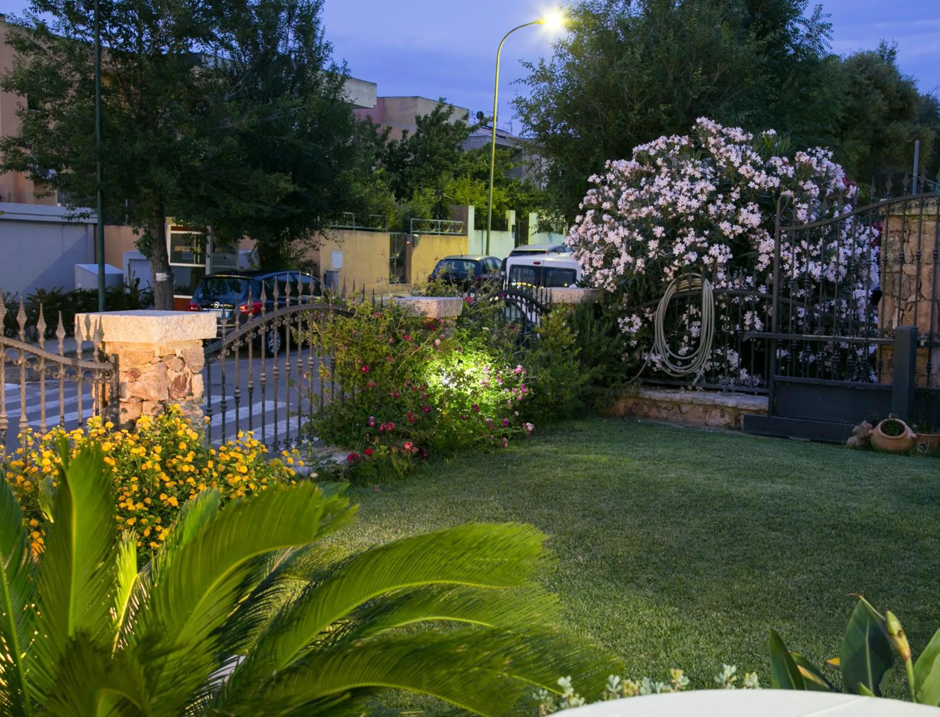 Garden in Hotel Sa Suergia