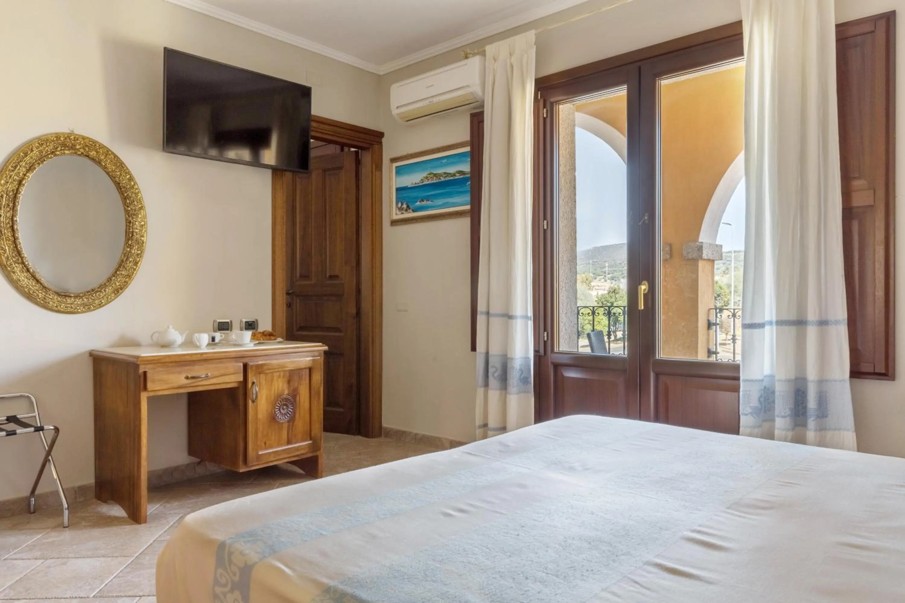 Bedroom in Hotel Sa Suergia